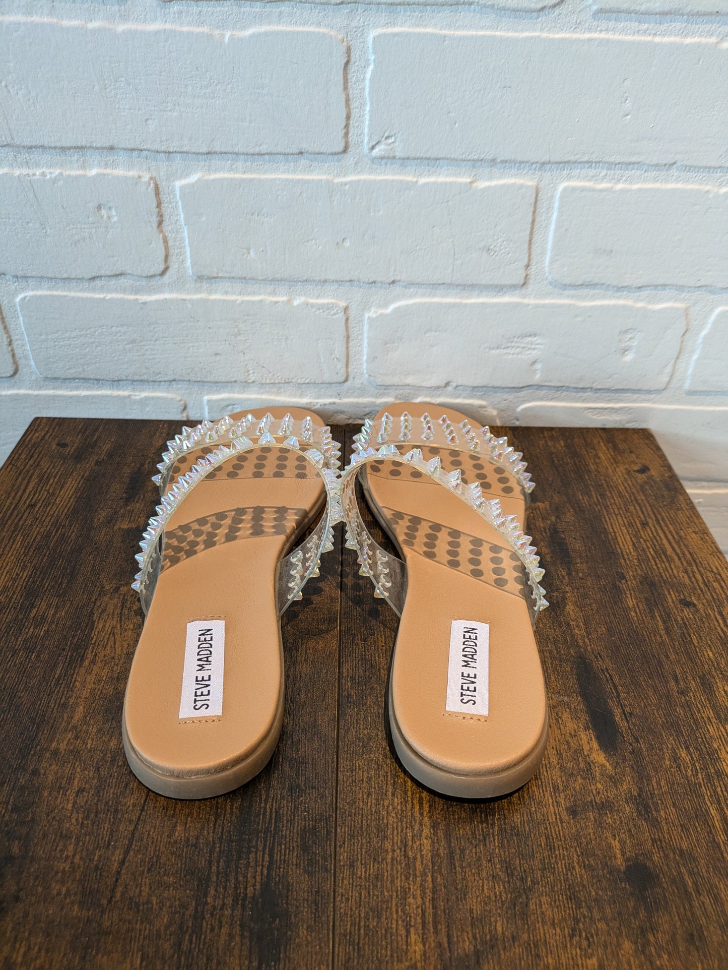 Tan Sandals Flats Steve Madden, Size 7.5