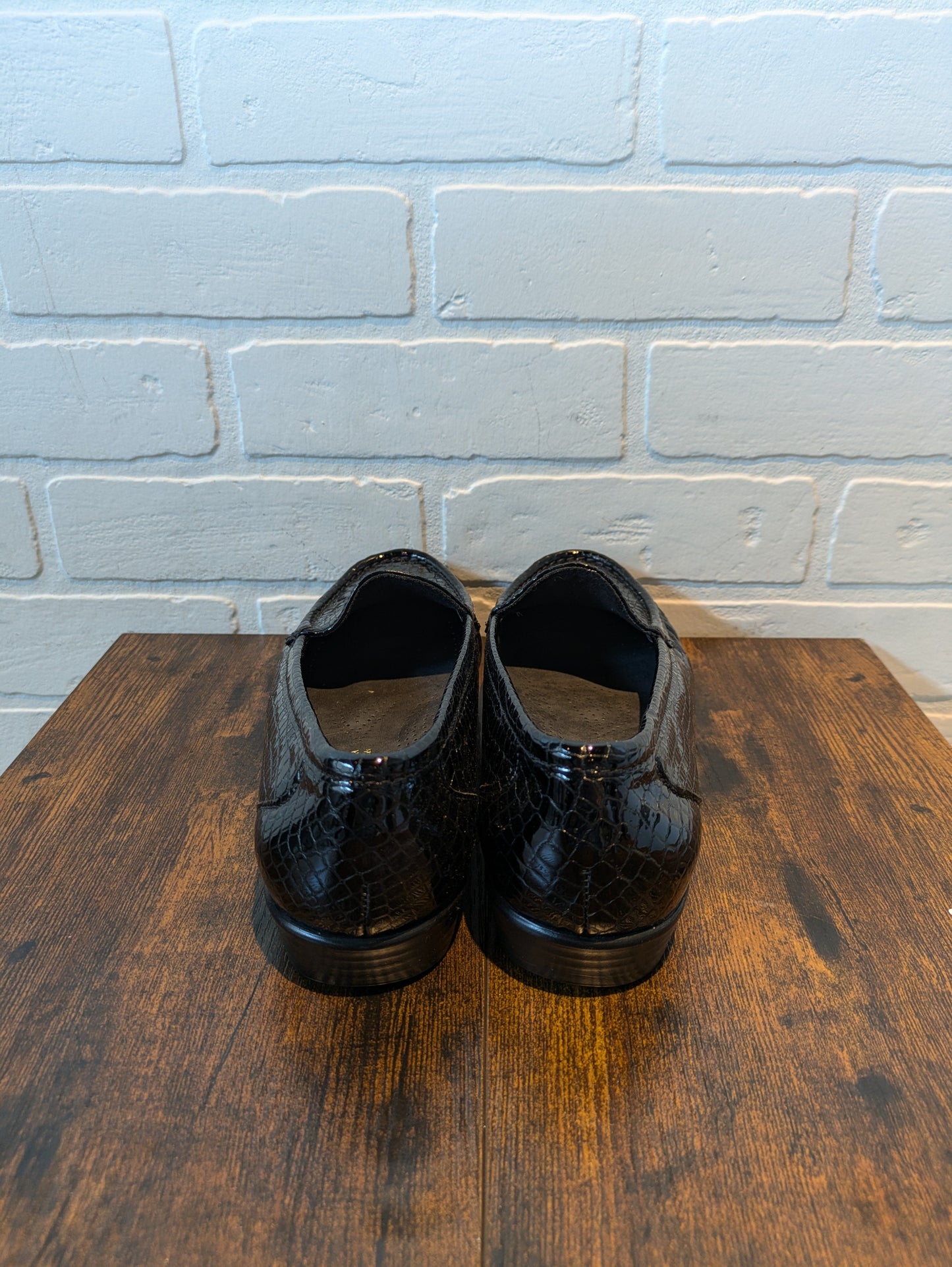 Black Shoes Flats Sas, Size 8.5