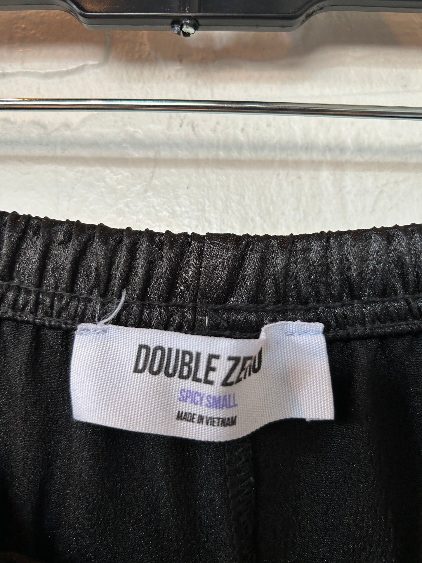 Black Shorts Double Zero, Size 4