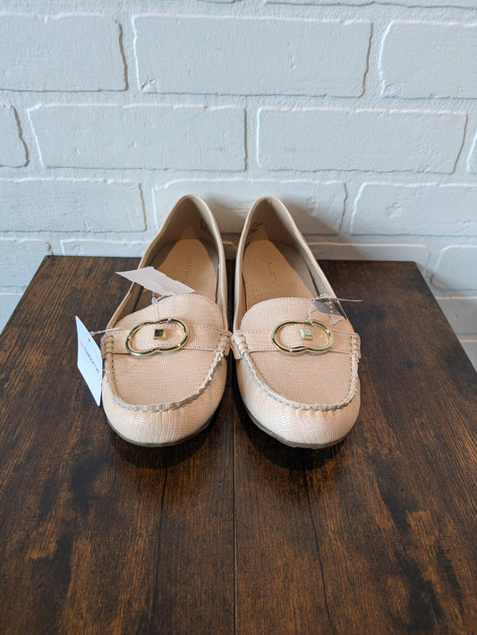 Tan Shoes Flats Liz Claiborne, Size 9.5