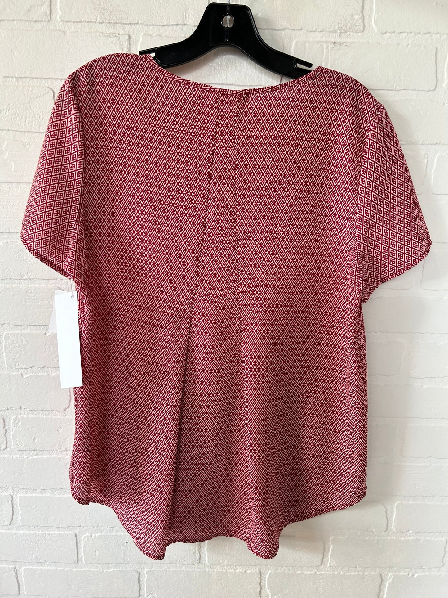 Red & White Top Short Sleeve Pleione, Size M