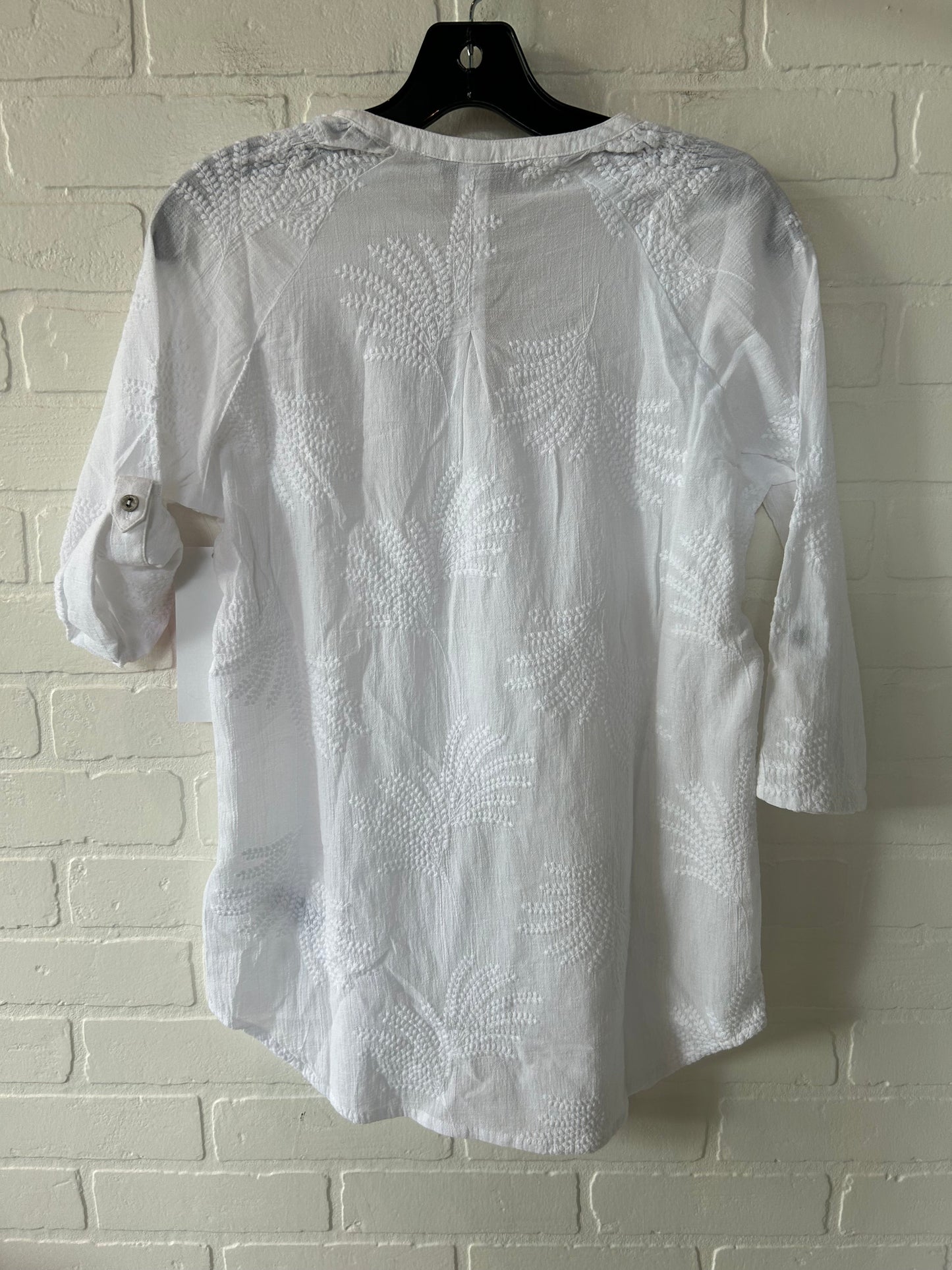 White Top 3/4 Sleeve Royal Robbins, Size Xs