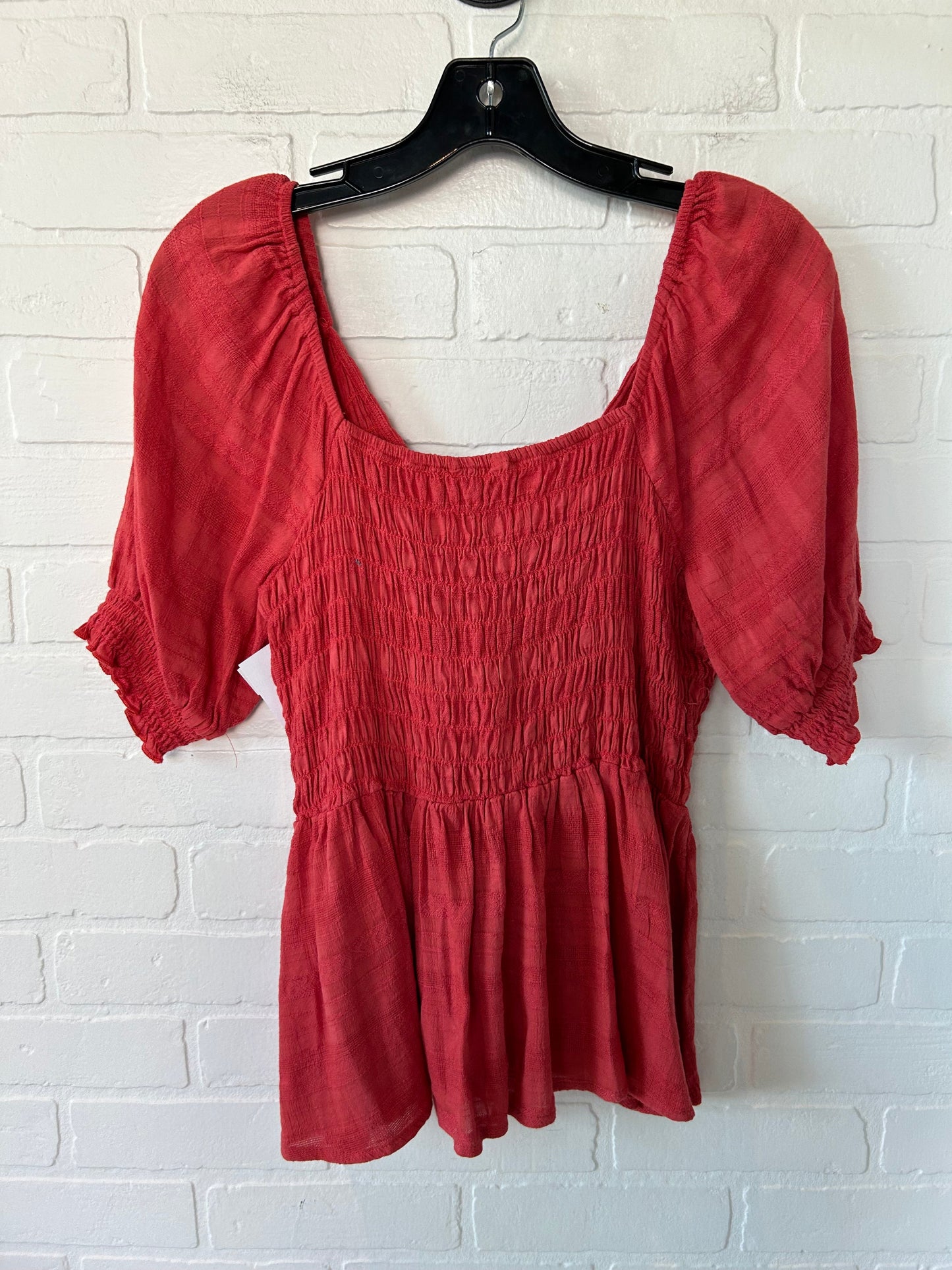 Red Top Short Sleeve American Eagle, Size S