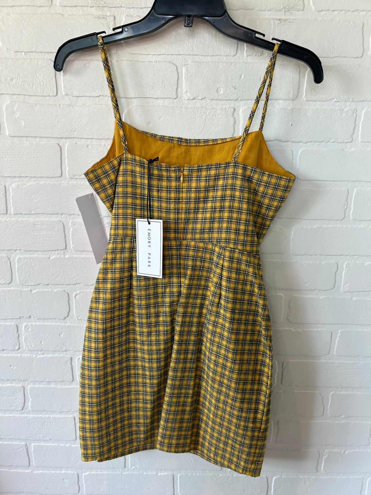 Yellow Dress Casual Short Emory Park, Size M