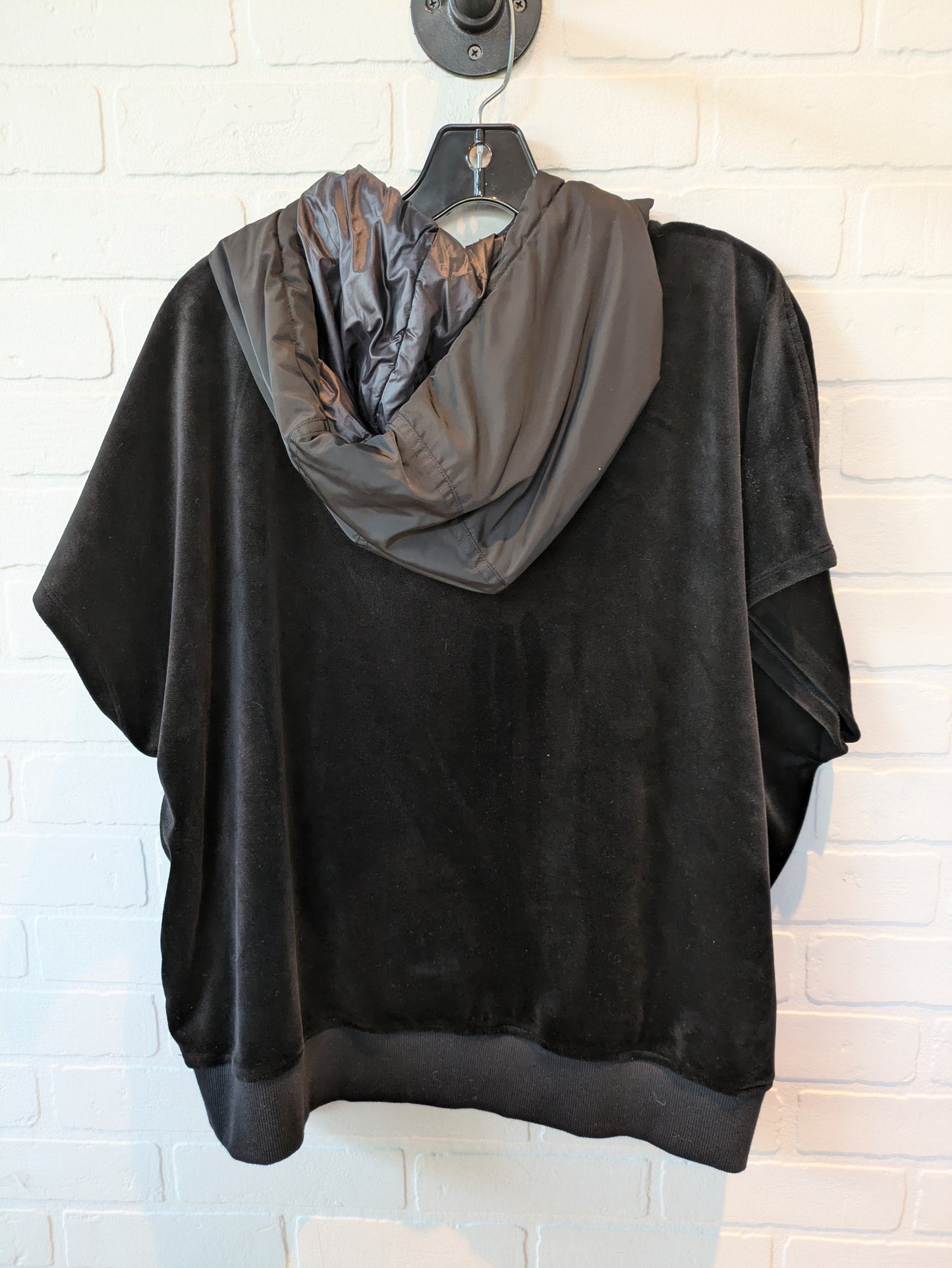 Black Poncho Calvin Klein, Size Xl