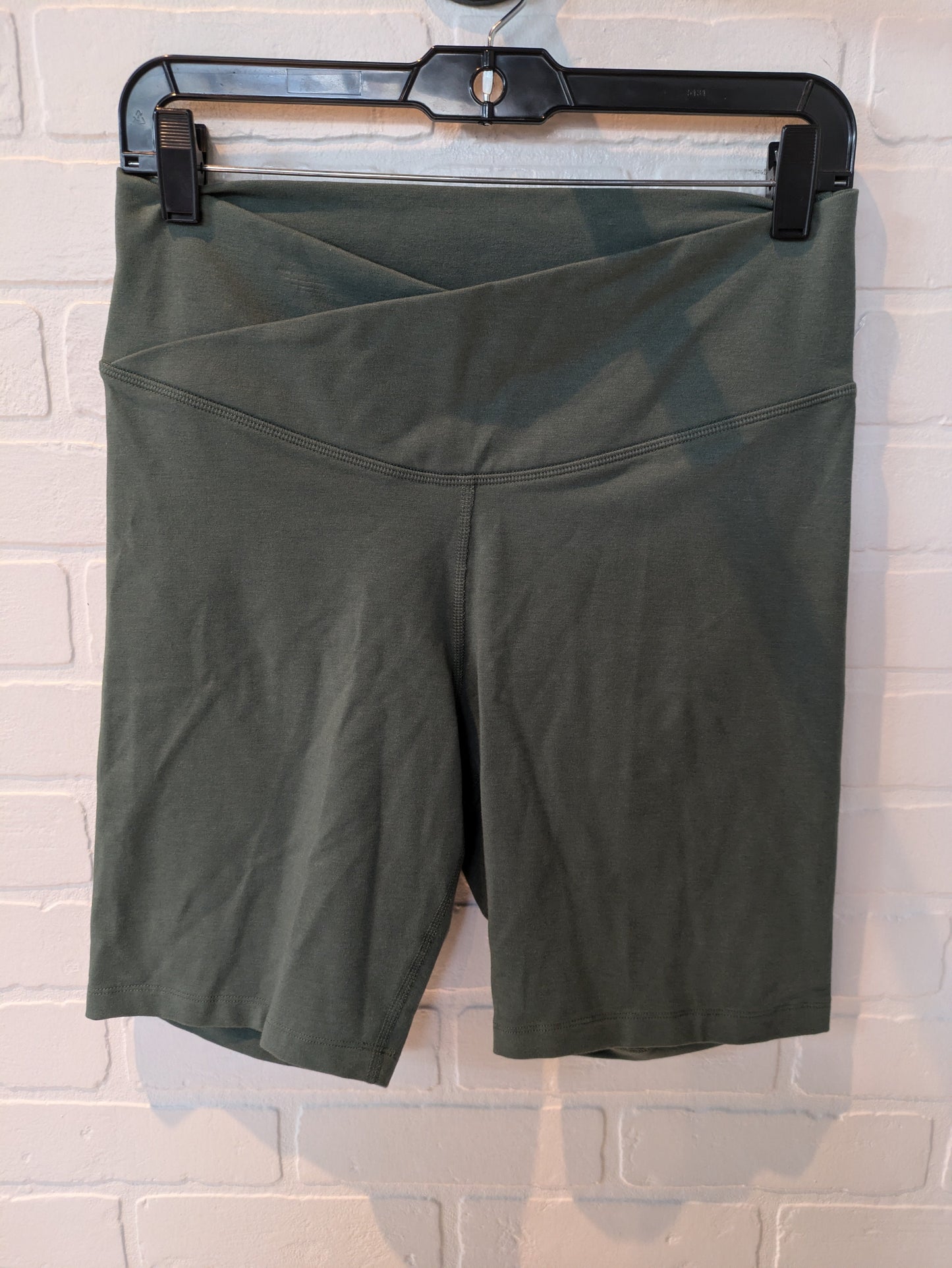 Athletic Shorts By Old Navy In Green, Size: 12