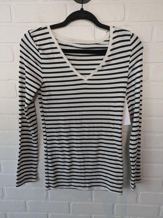 Top Long Sleeve Basic By A New Day In Black & White, Size: Xs