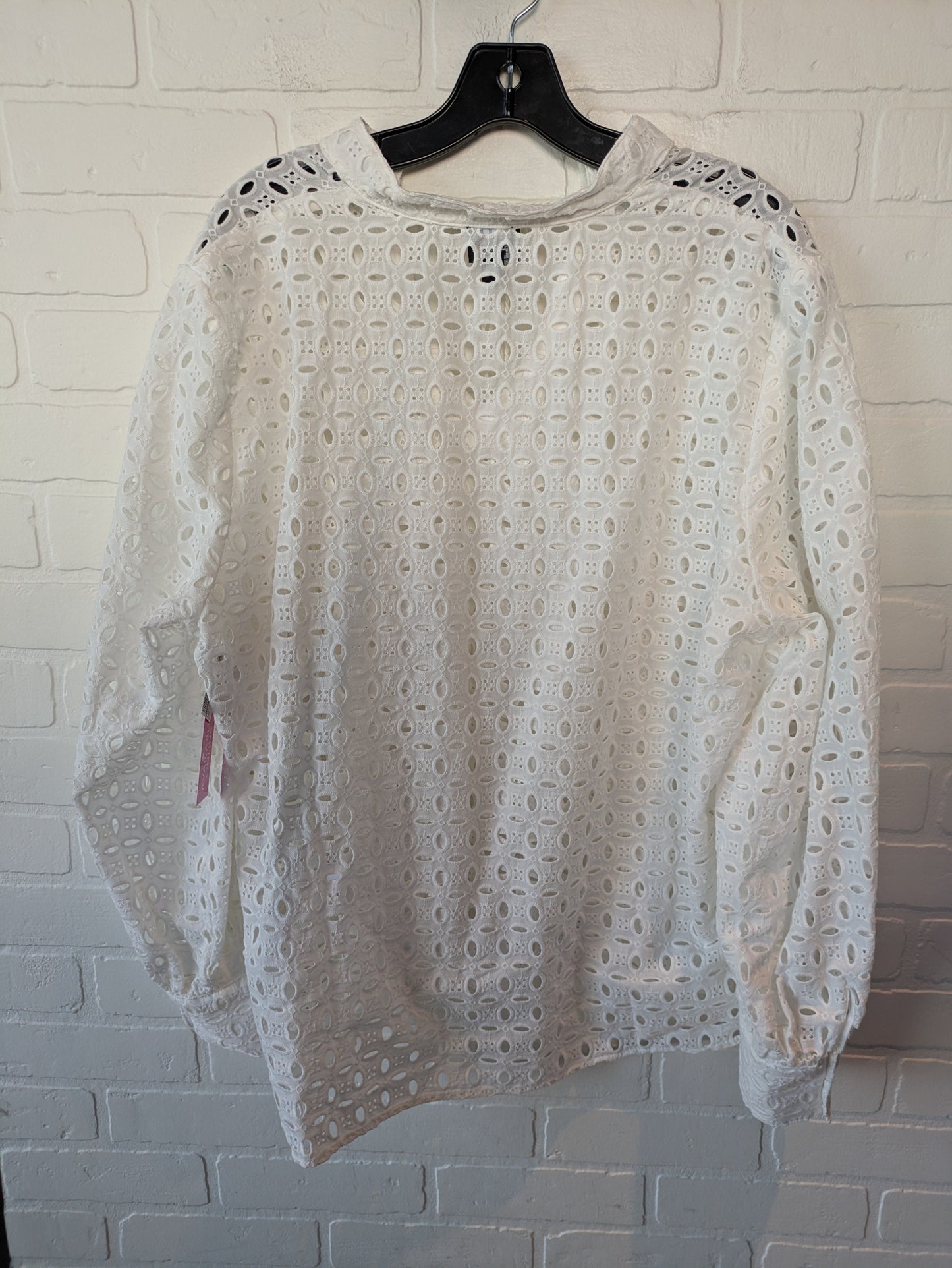 Top Long Sleeve By Inc In White, Size: Xxl