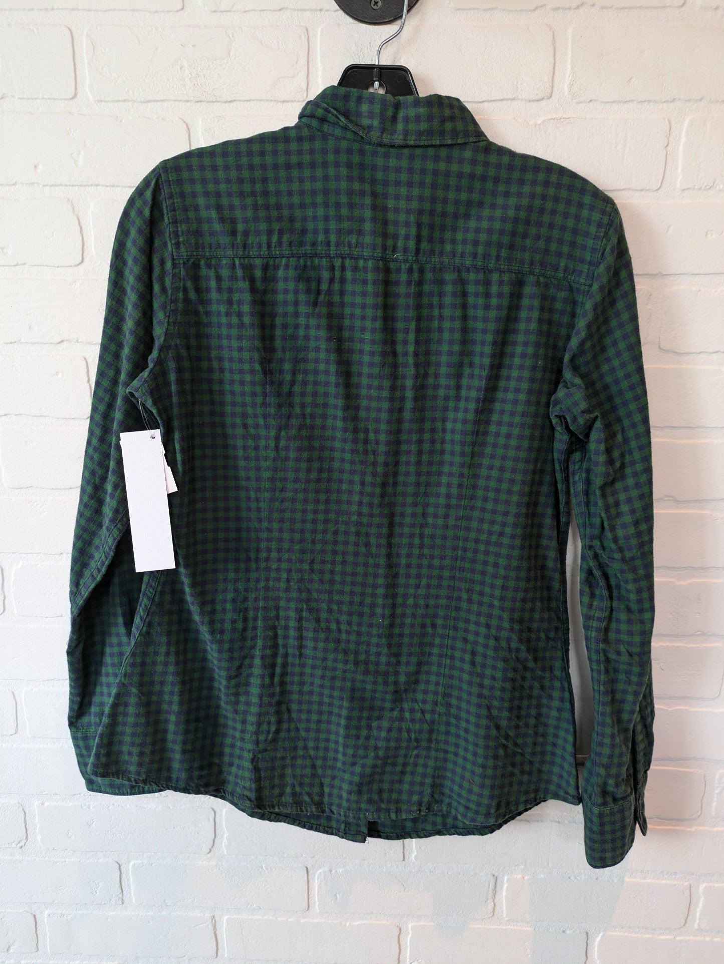 Top Long Sleeve By Eddie Bauer In Green, Size: S