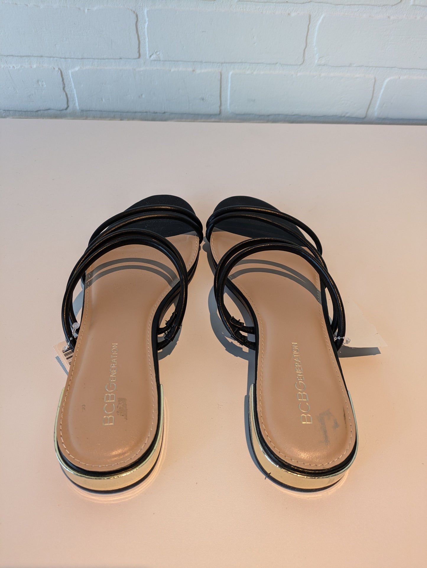 Sandals Flats By Bcbgeneration In Black, Size: 8.5