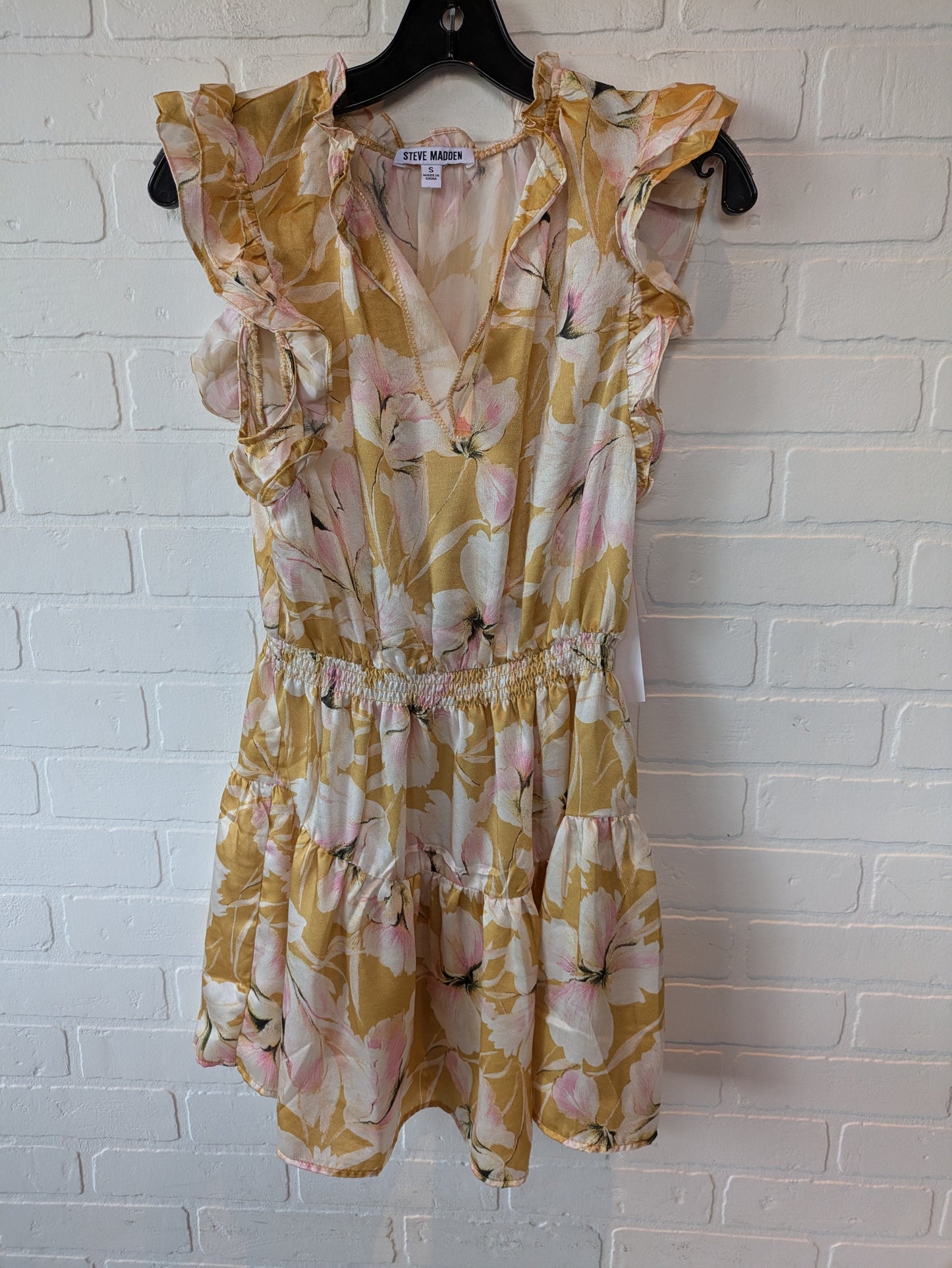 Dress Casual Short By Steve Madden In Yellow, Size: S