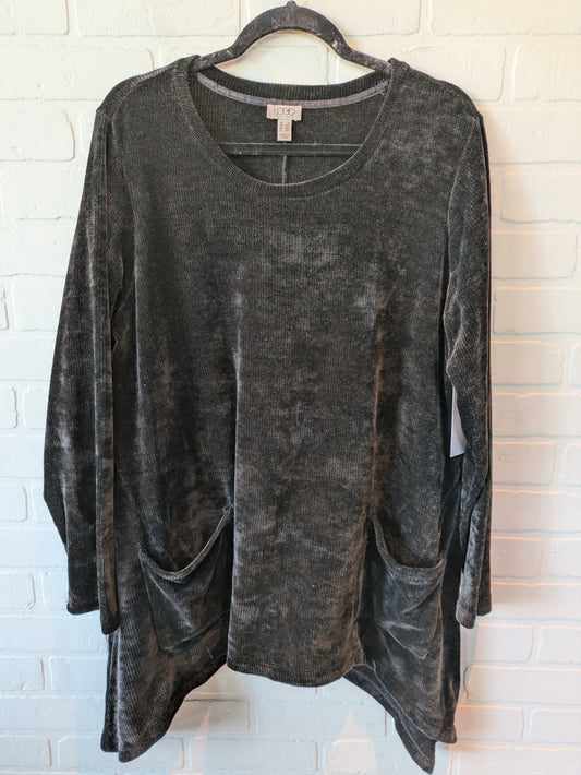 Top Long Sleeve By Logo In Black, Size: 1x