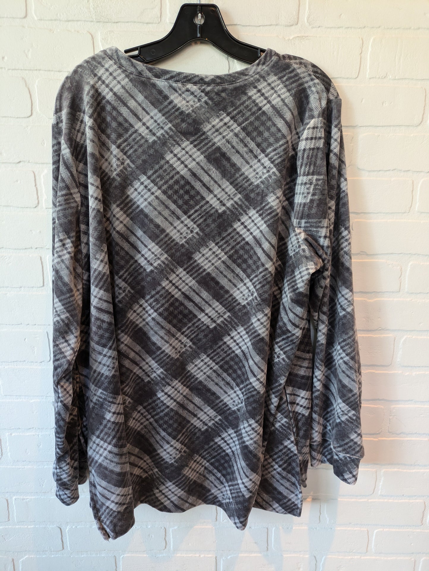 Top Long Sleeve By Denim And Co Qvc In Grey, Size: Xl