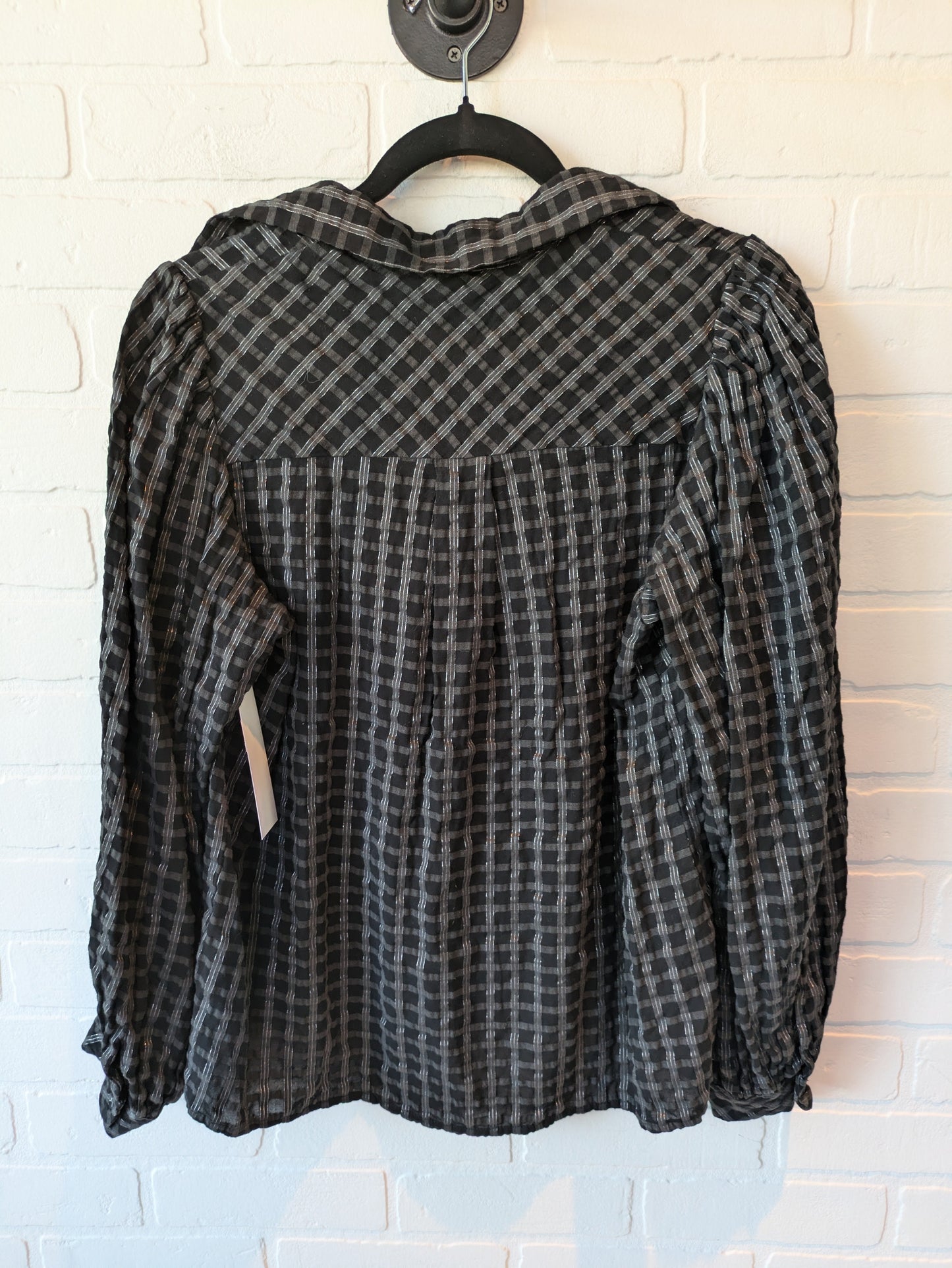 Top Long Sleeve By Clothes Mentor In Black, Size: M