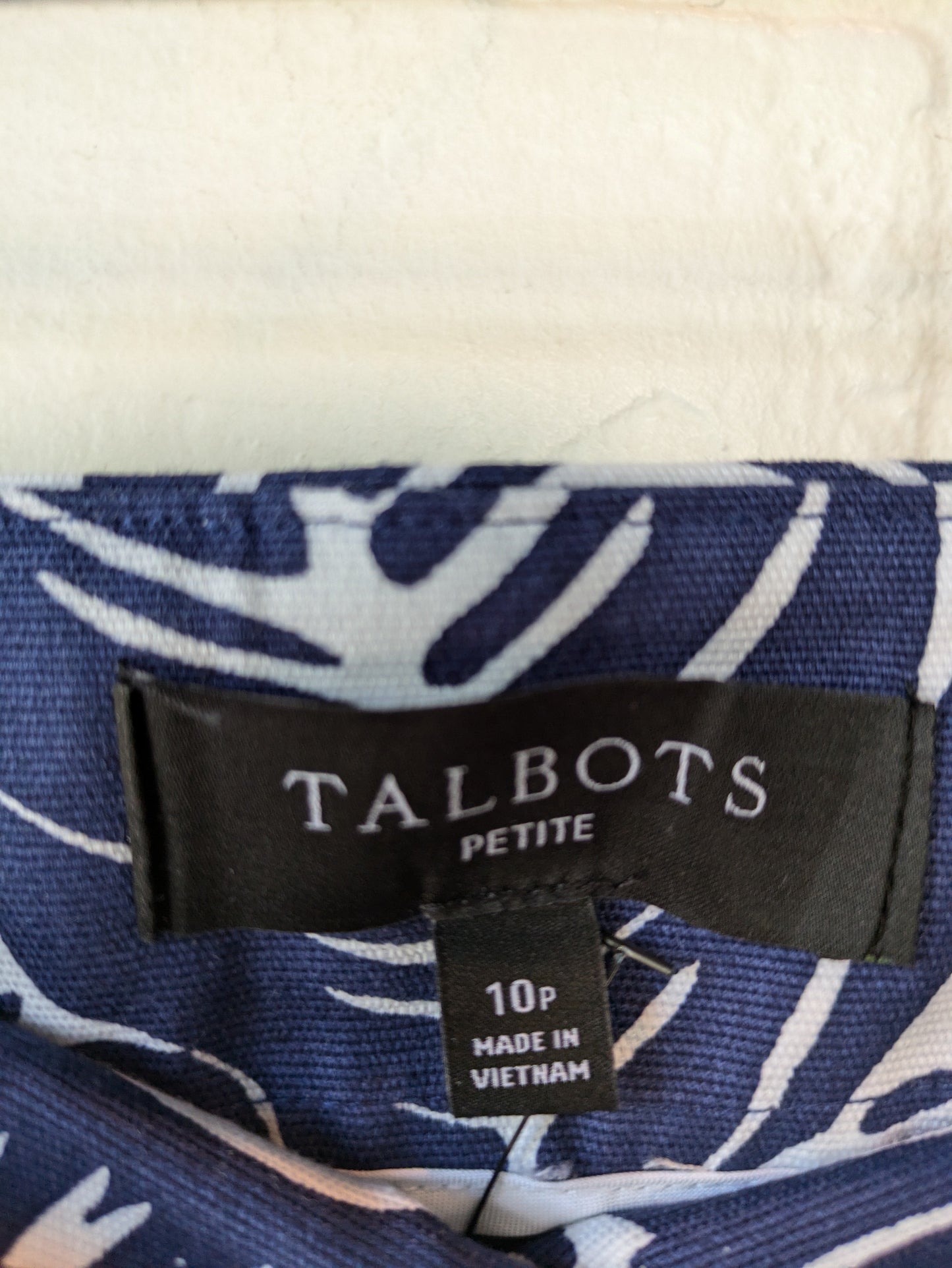 Skirt Mini & Short By Talbots In Blue & White, Size: 10petite