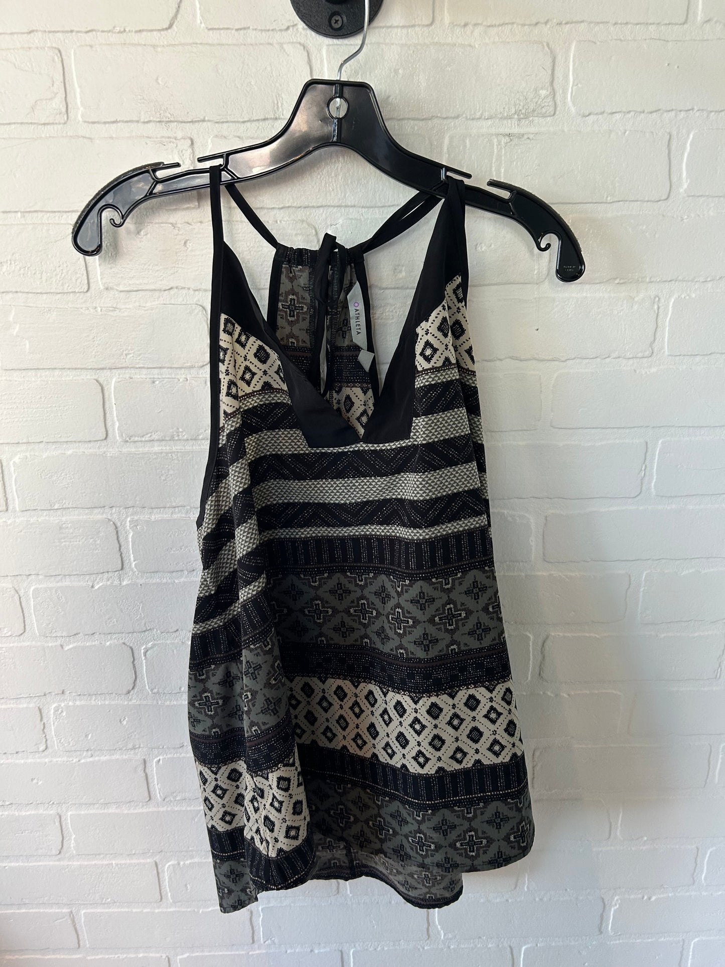 Top Sleeveless By Athleta In Black, Size: L