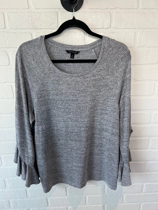 Top Long Sleeve By Banana Republic In Grey, Size: M