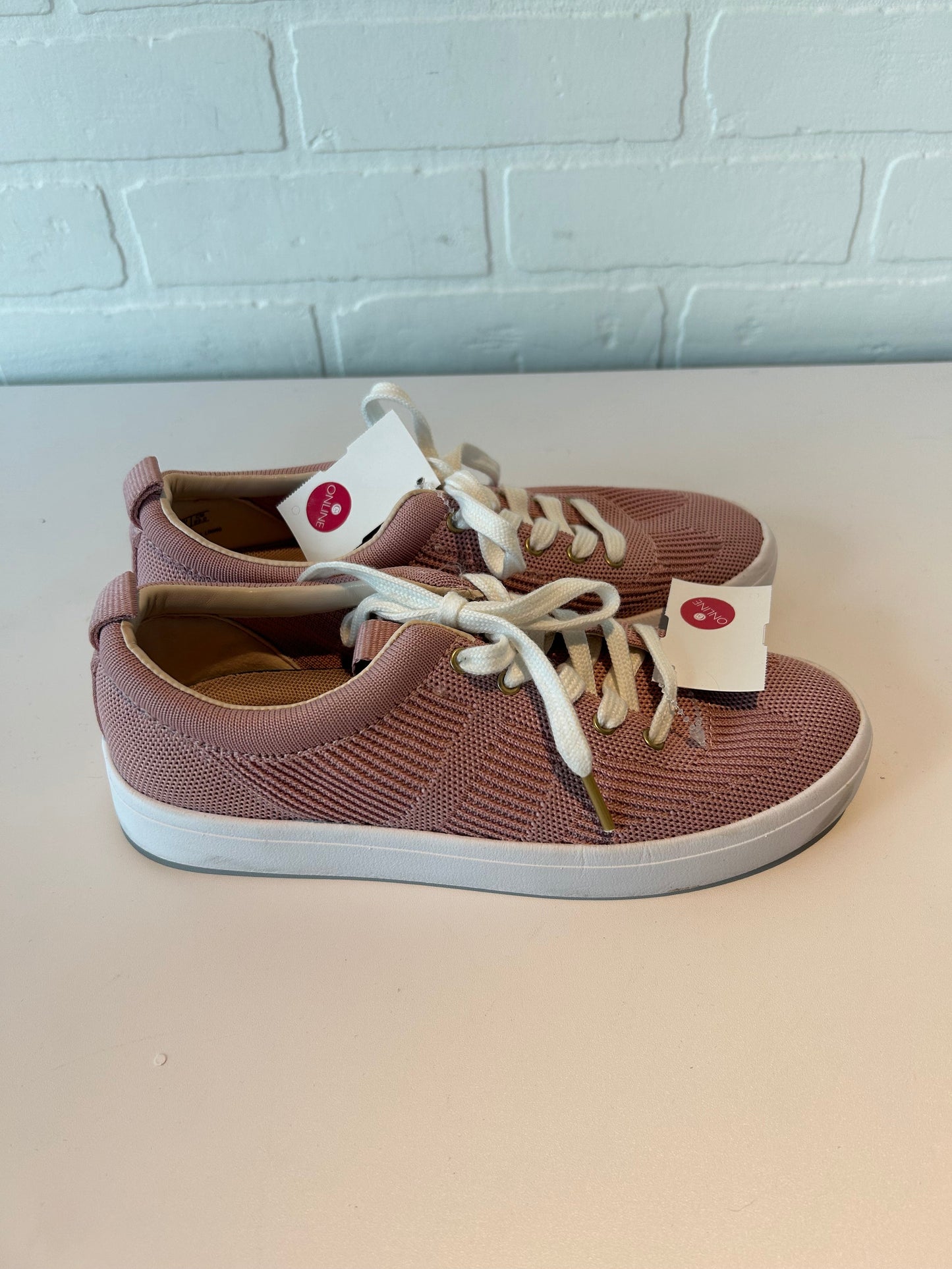 Shoes Sneakers By Nurture In Pink, Size: 6