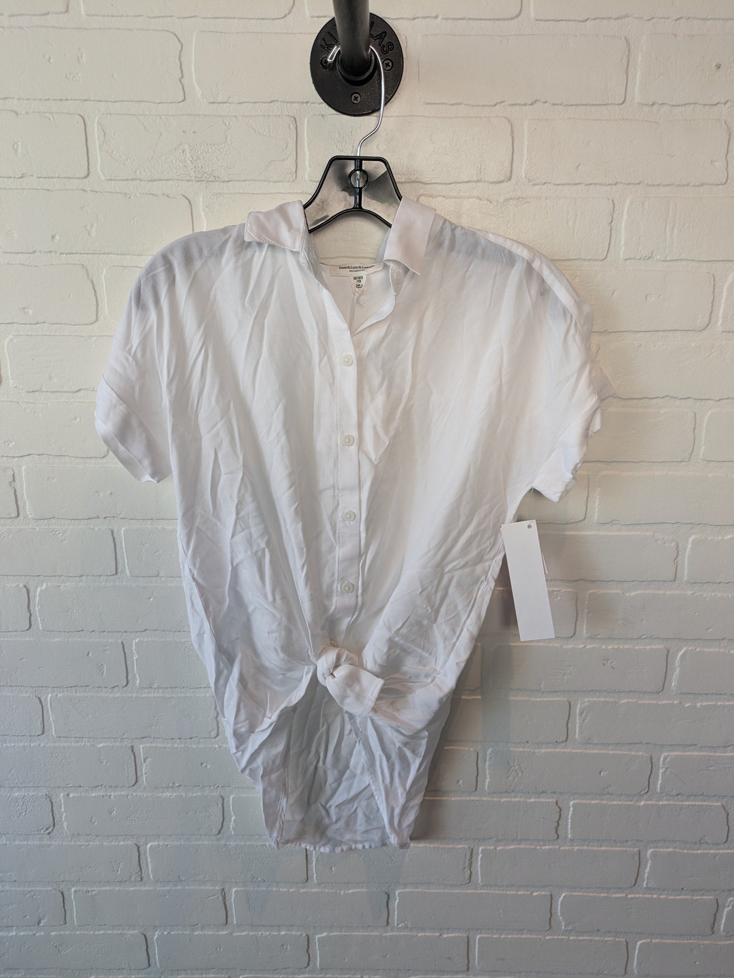 Top Short Sleeve By Beachlunchlounge In White, Size: Xs