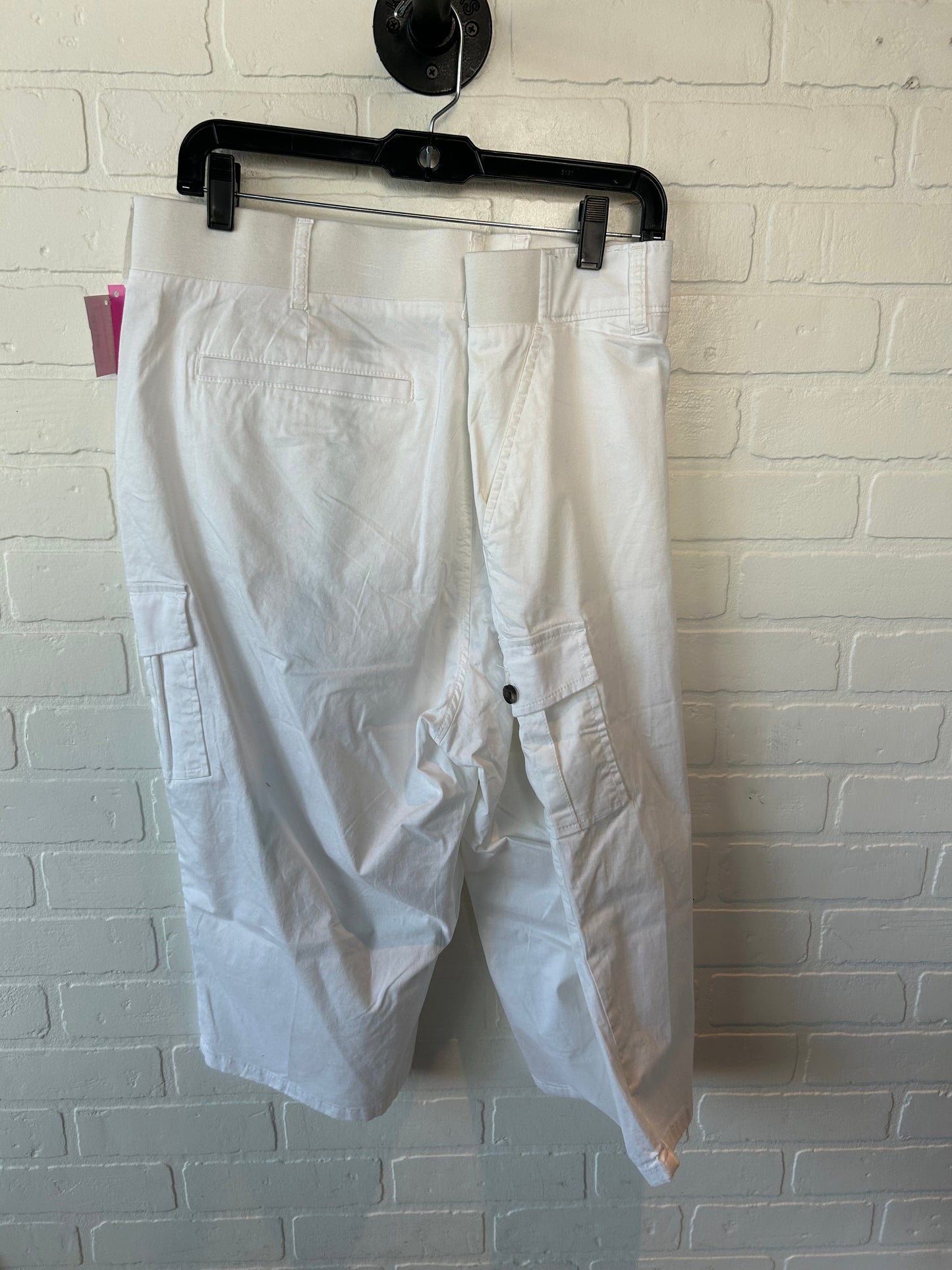 Capris By Lee In White, Size: 22