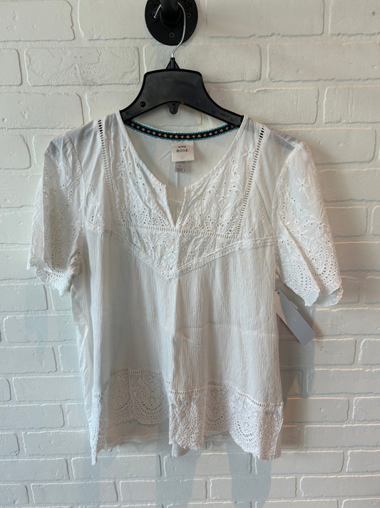 Top Short Sleeve By Knox Rose In White, Size: L