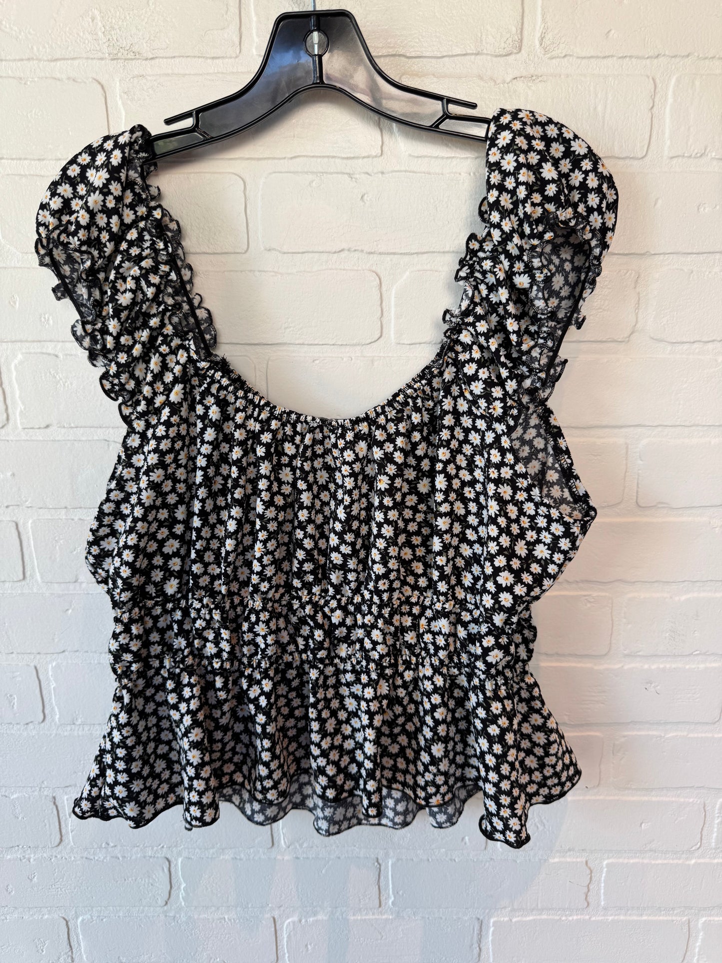 Top Short Sleeve By Arula In Black & White, Size: 1x