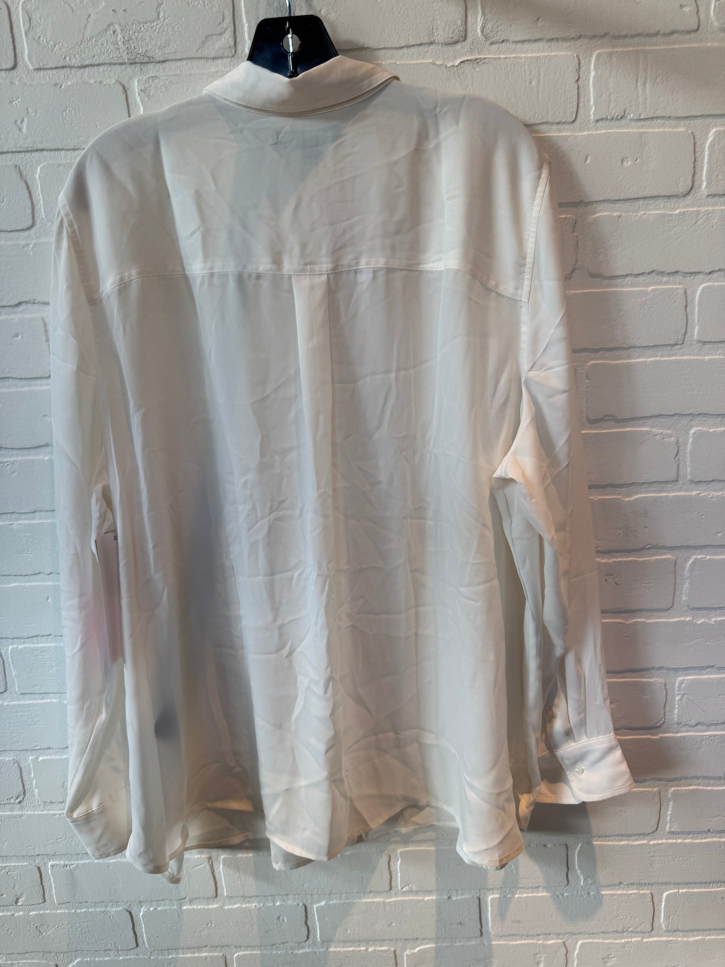 Top Long Sleeve By Banana Republic In Cream, Size: 1x