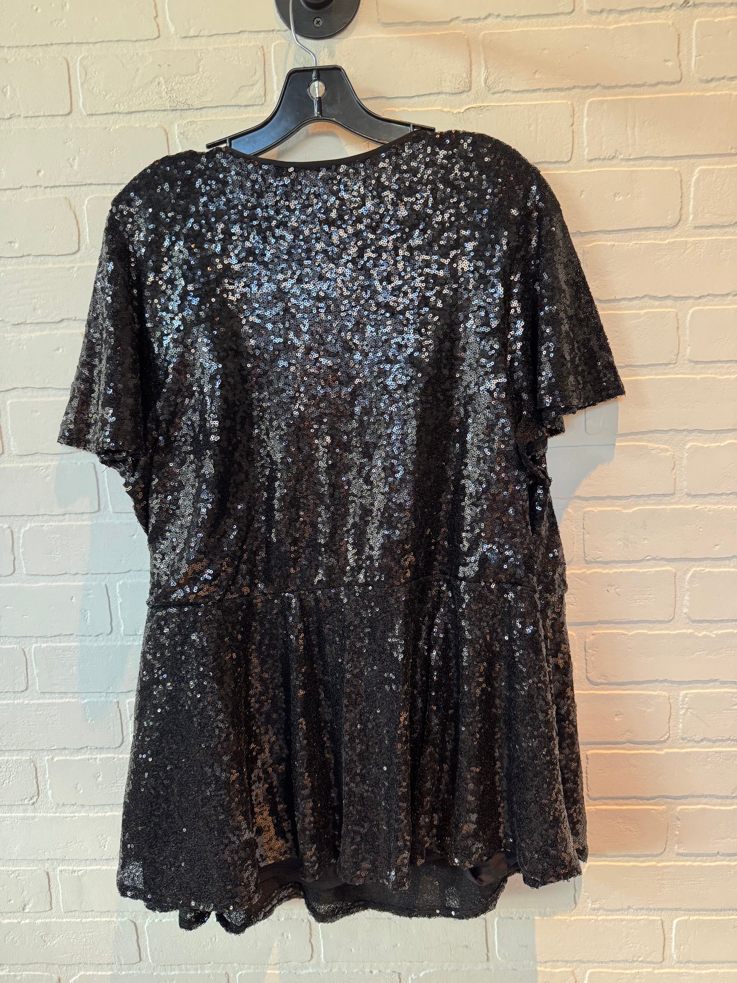 Top Short Sleeve By Lane Bryant In Black, Size: 3x