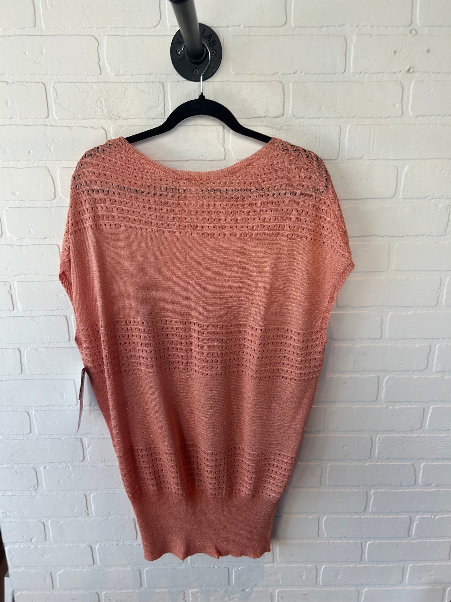 Top Sleeveless By ORGANIC In Orange, Size: L