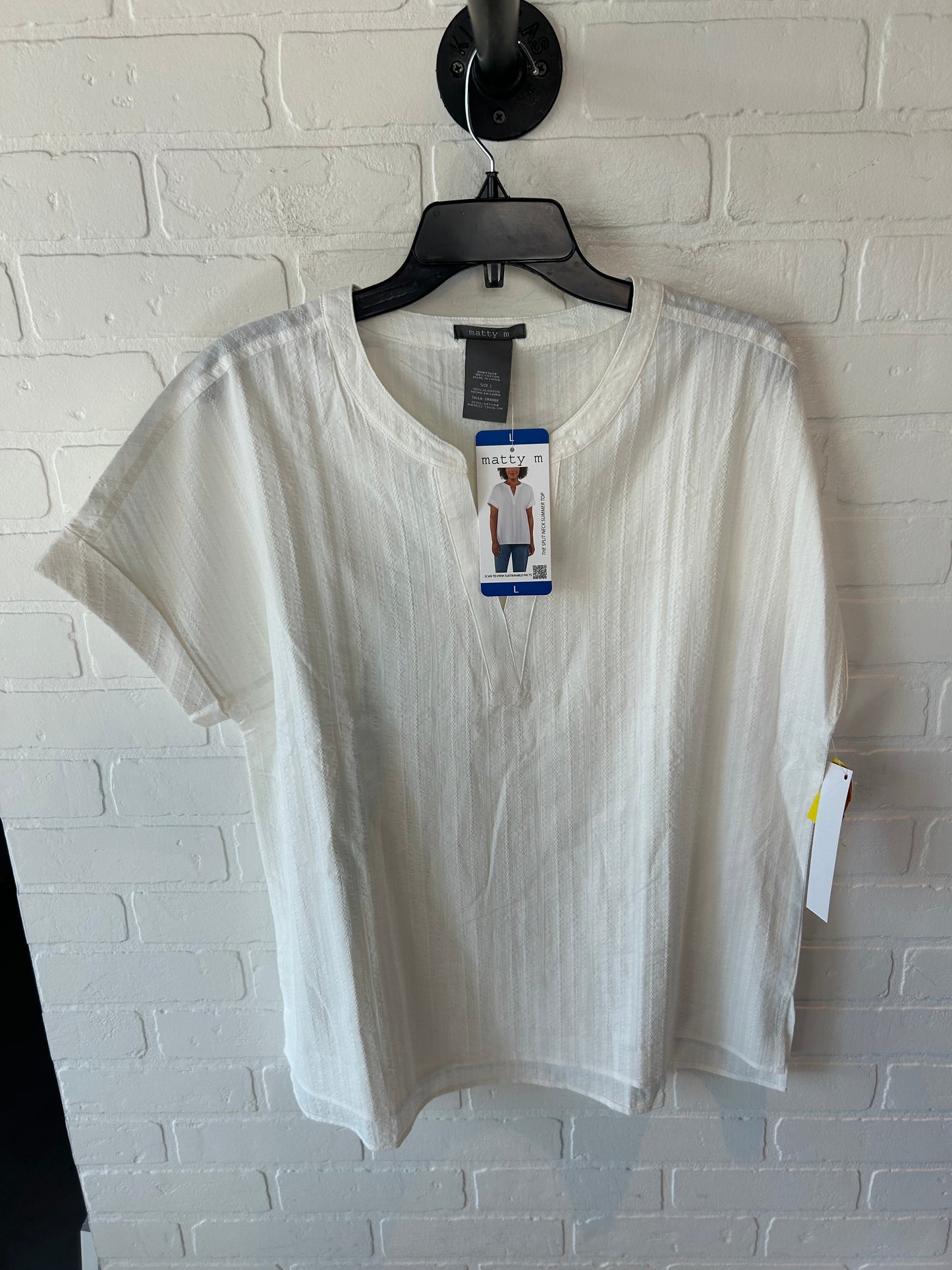 Top Short Sleeve By Matty M In White, Size: L