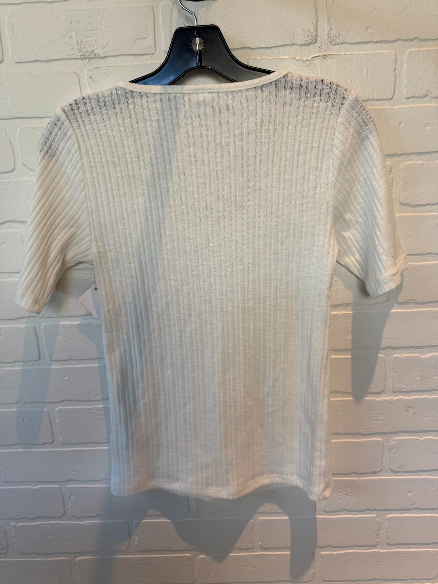 Top Short Sleeve Basic By Old Navy In White, Size: M