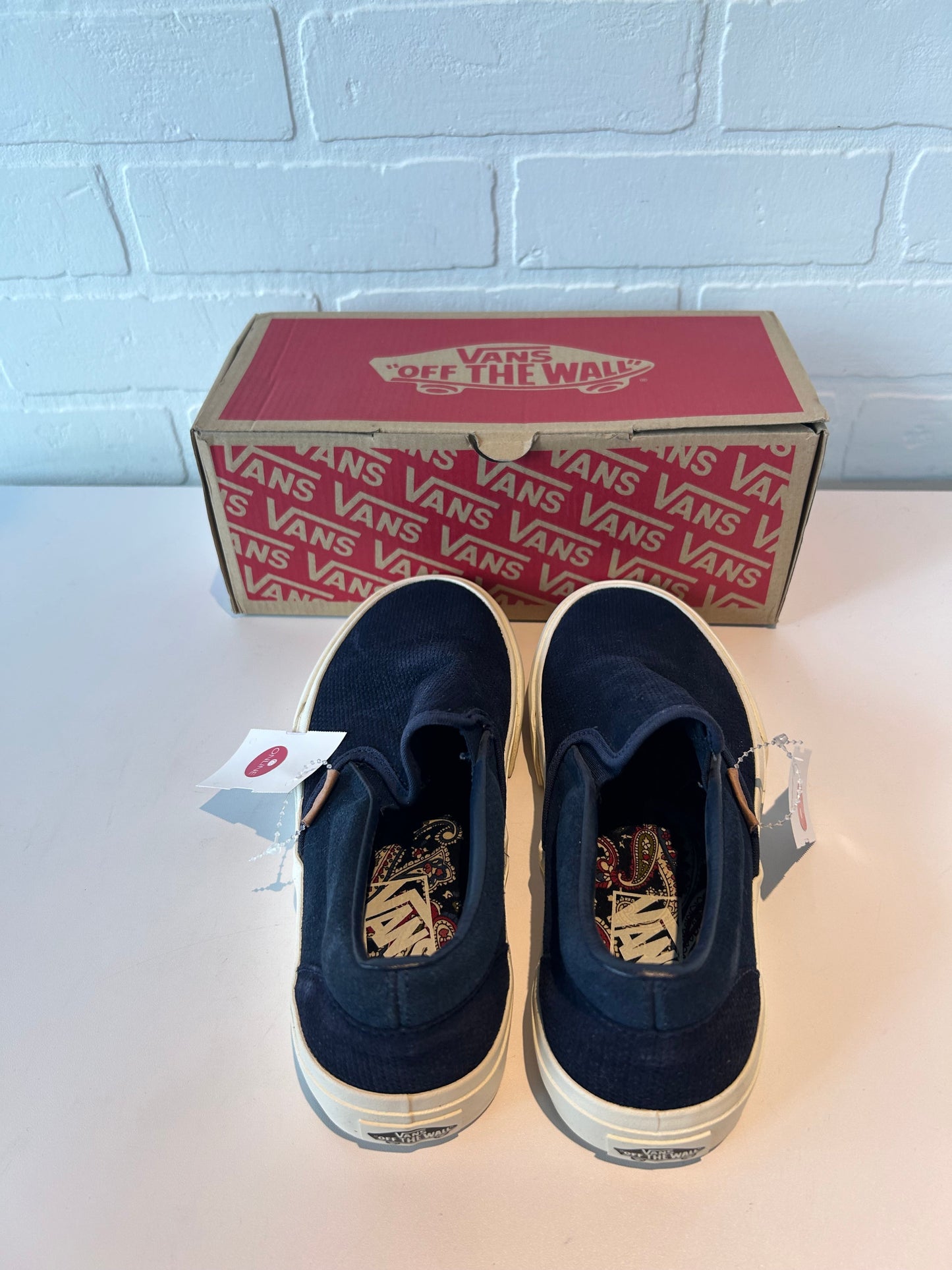 Shoes Sneakers By Vans In Blue, Size: 6