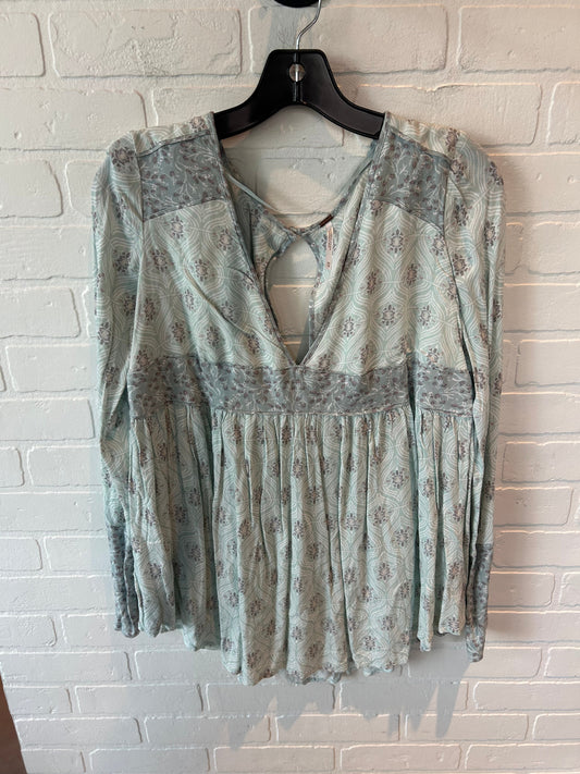 Top Long Sleeve By Free People In Green, Size: Xs