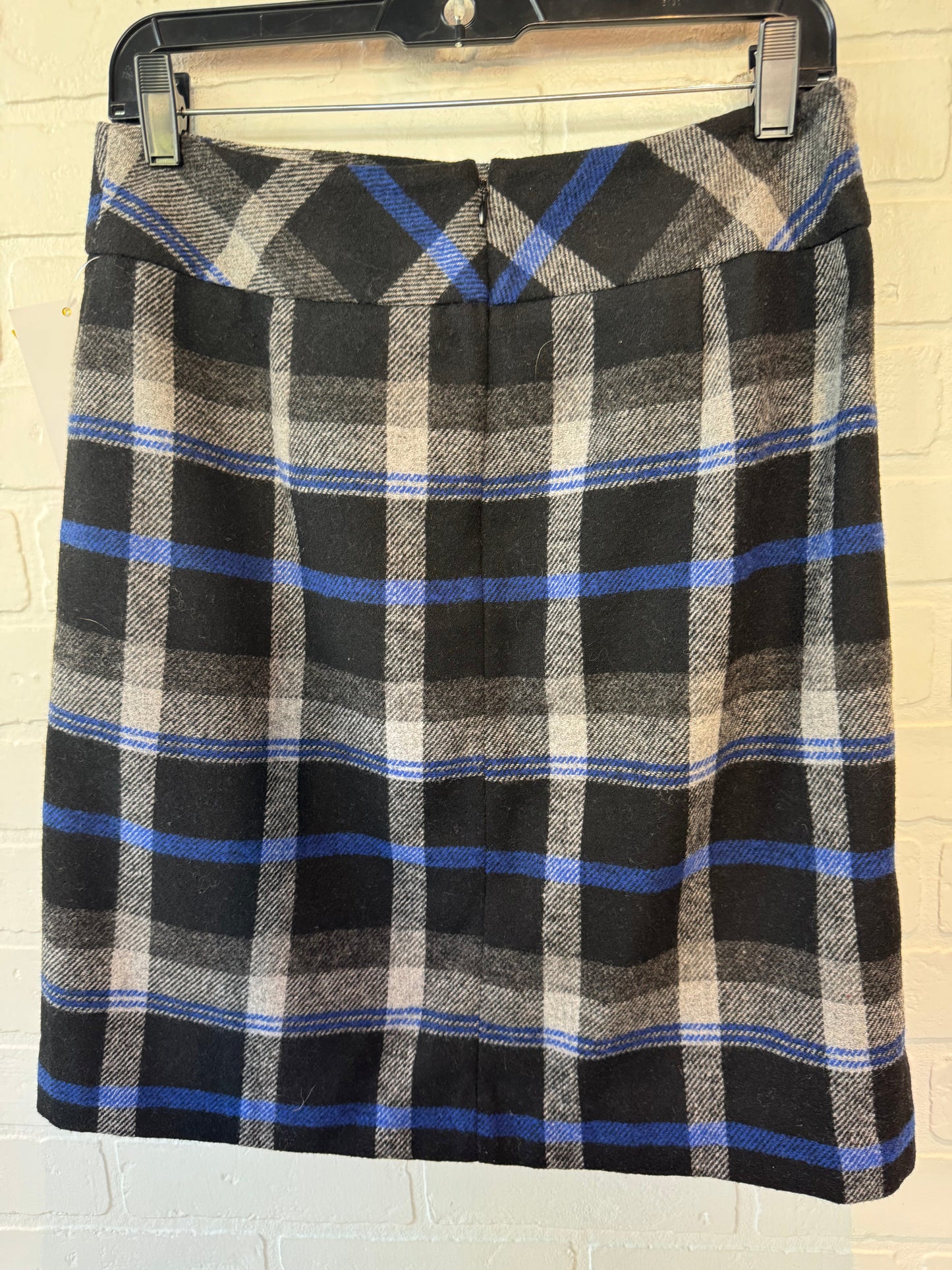 Skirt Mini & Short By Talbots In Black & Blue, Size: 6