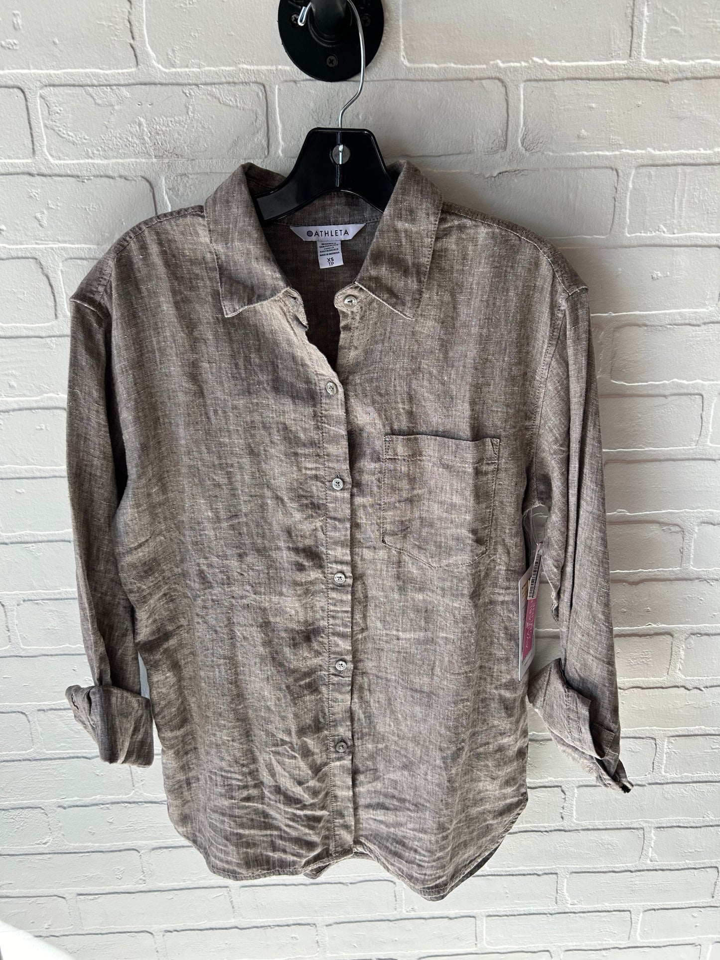 Top Long Sleeve By Athleta In Brown, Size: Xs