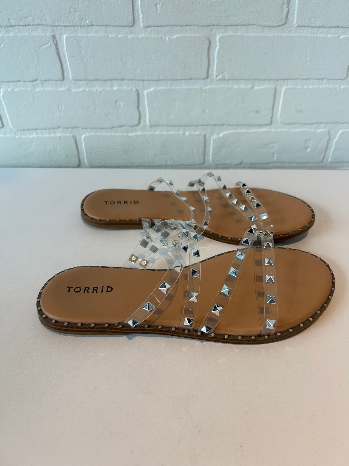 Sandals Flats By Torrid In Tan, Size: 9.5