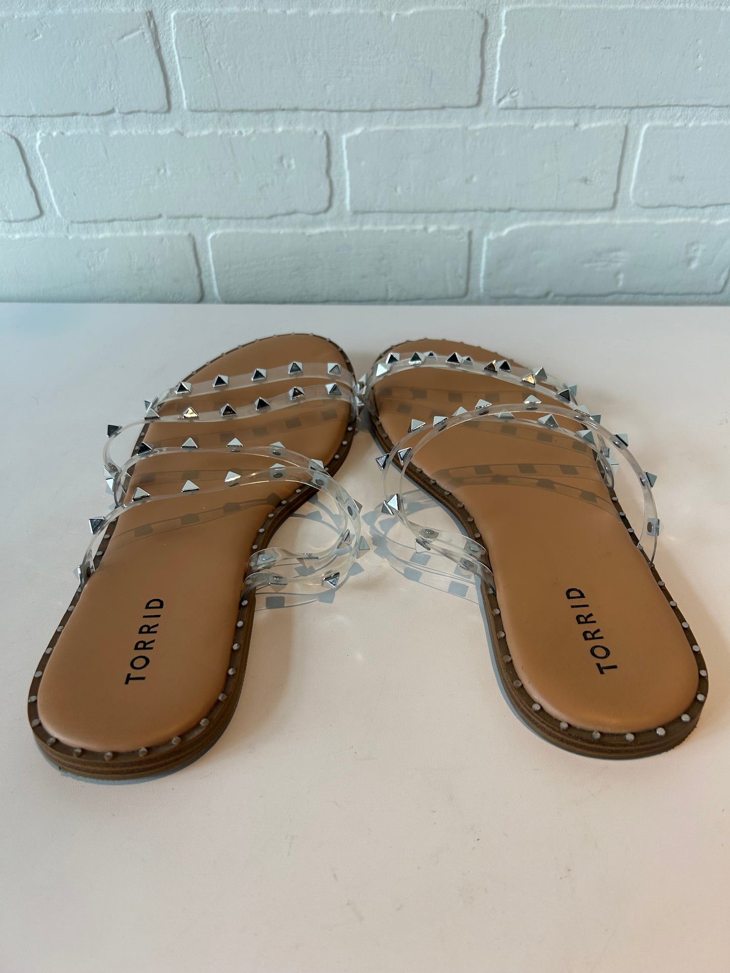 Sandals Flats By Torrid In Tan, Size: 9.5