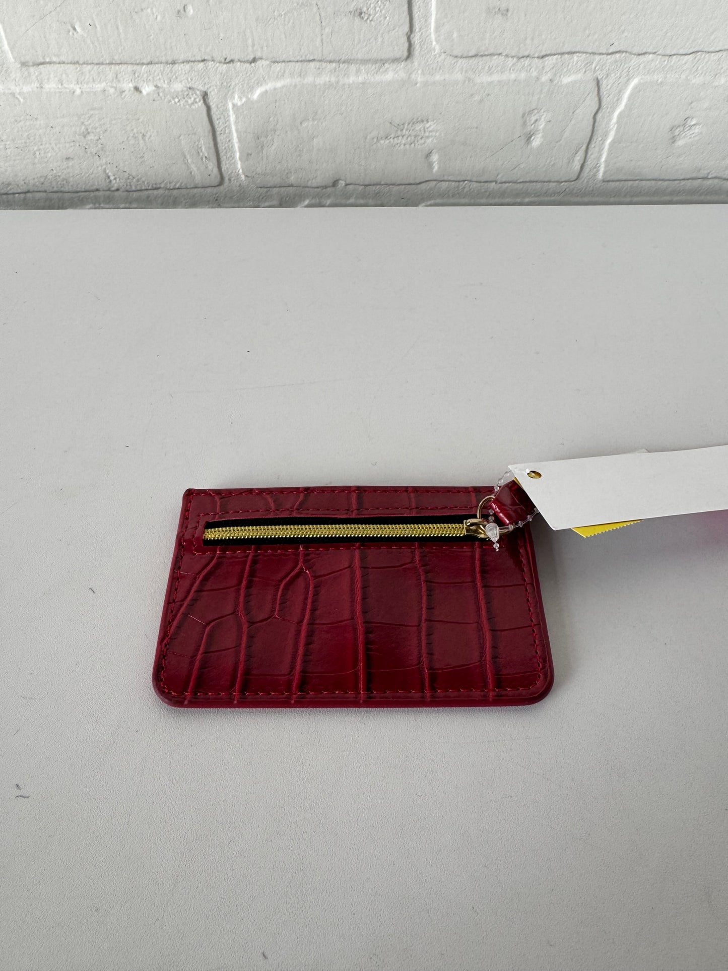 Id/card Holder By Clothes Mentor, Size: Small