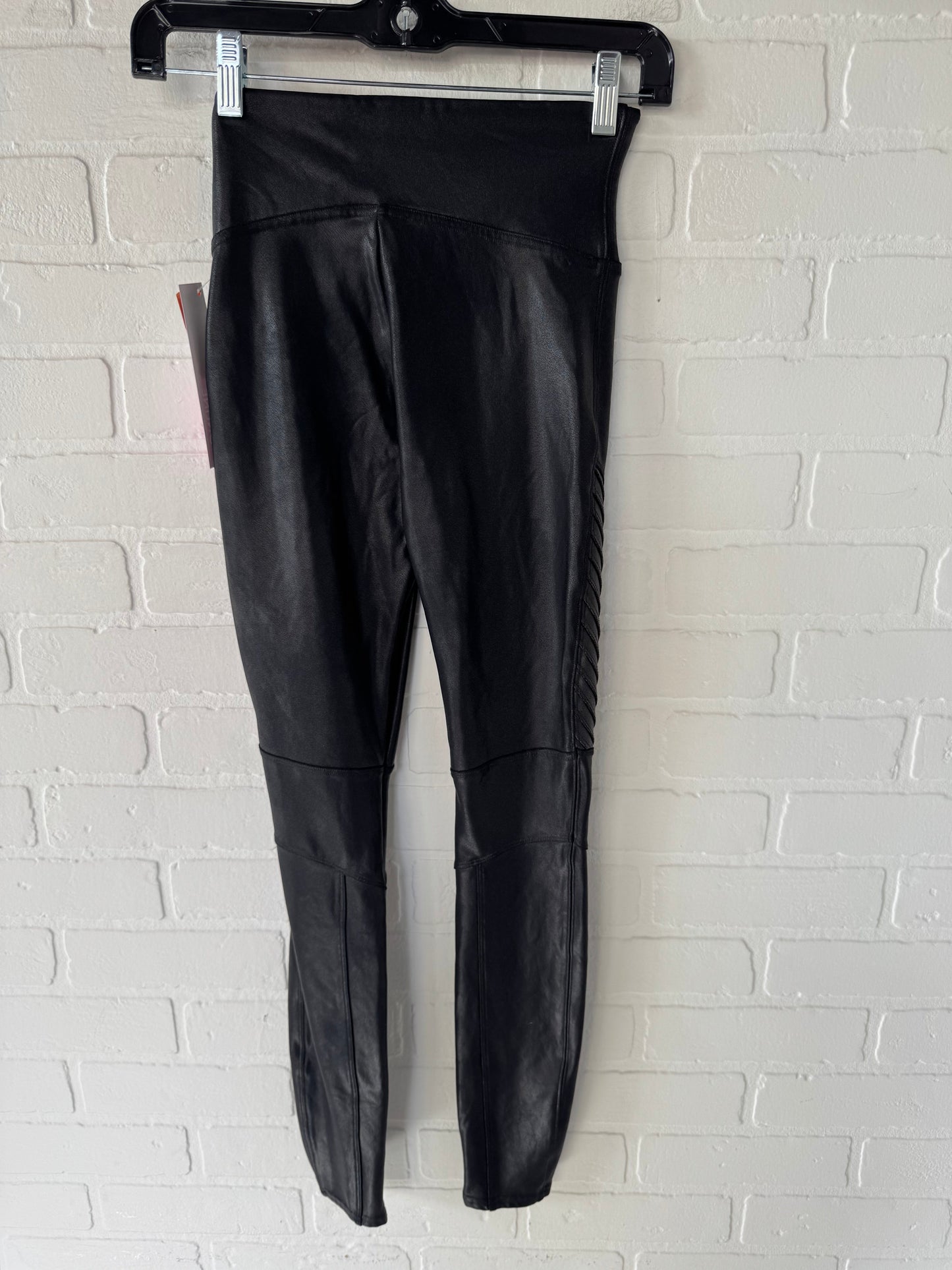 Athletic Leggings By Spanx In Black, Size: 4