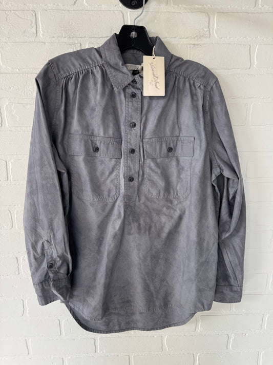 Top Long Sleeve By Universal Thread In Grey, Size: Xs