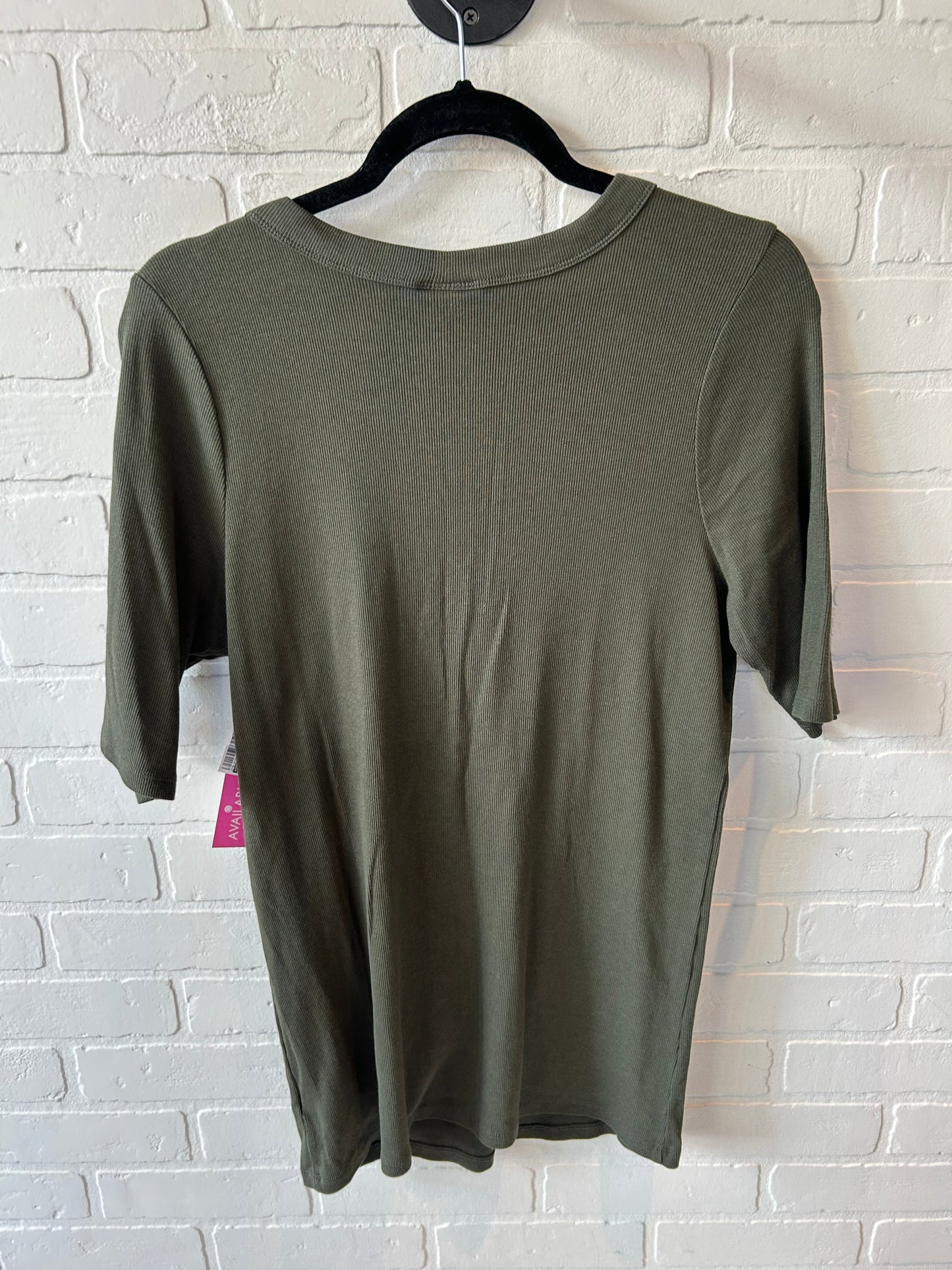 Top Short Sleeve By Torrid In Green, Size: 2x