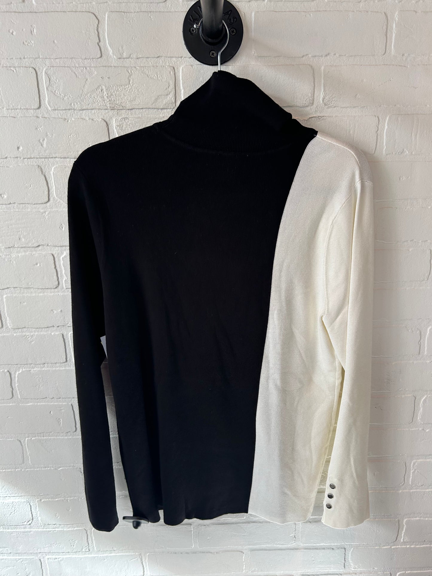 Sweater By Chicos In Black & White, Size: L