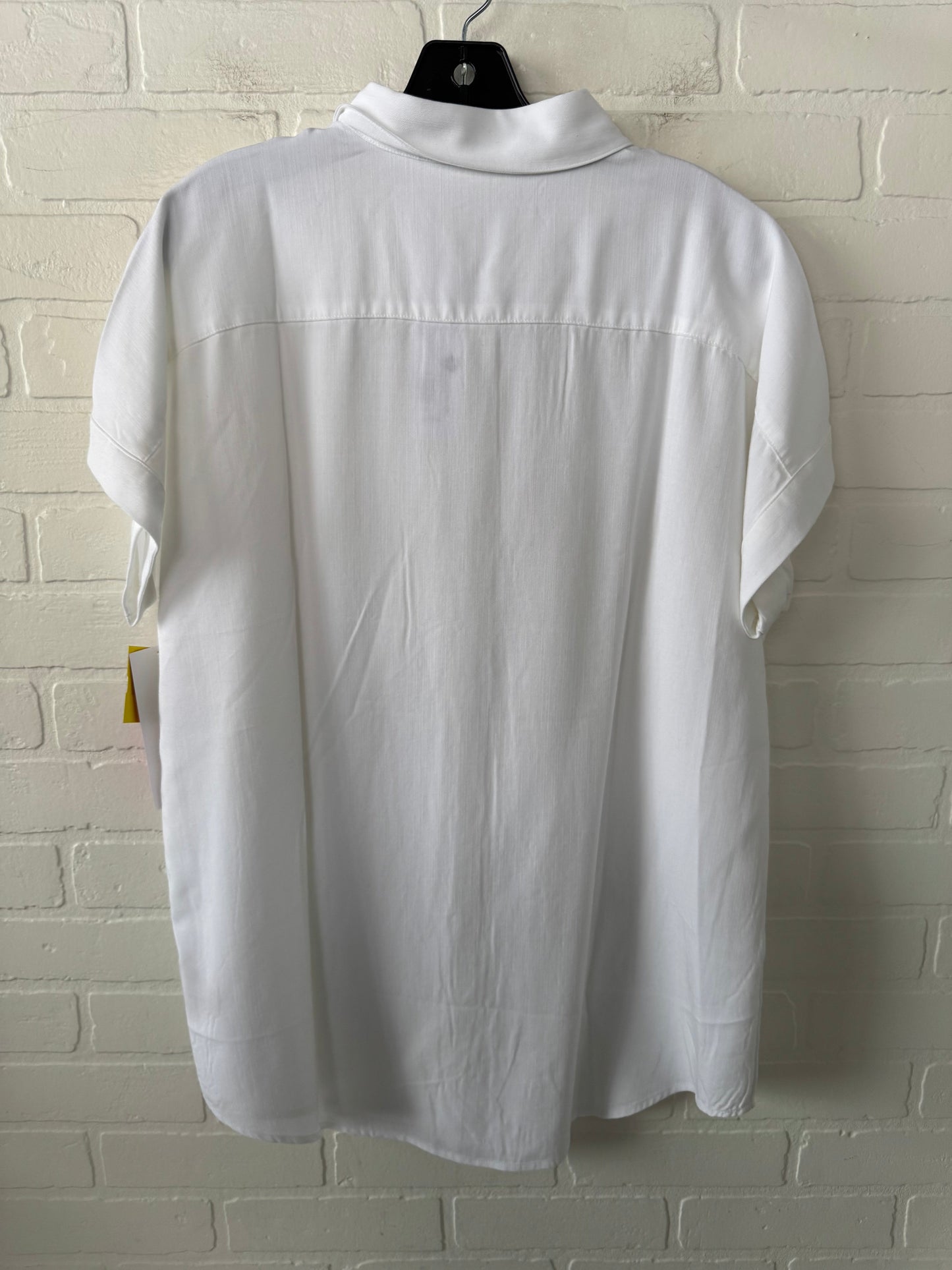 Top Short Sleeve By Soft Surroundings In White, Size: S