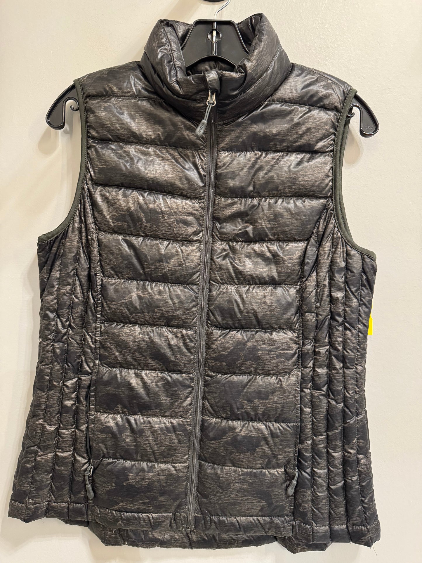 Vest Puffer & Quilted By 32 Degrees In Camouflage Print, Size: M