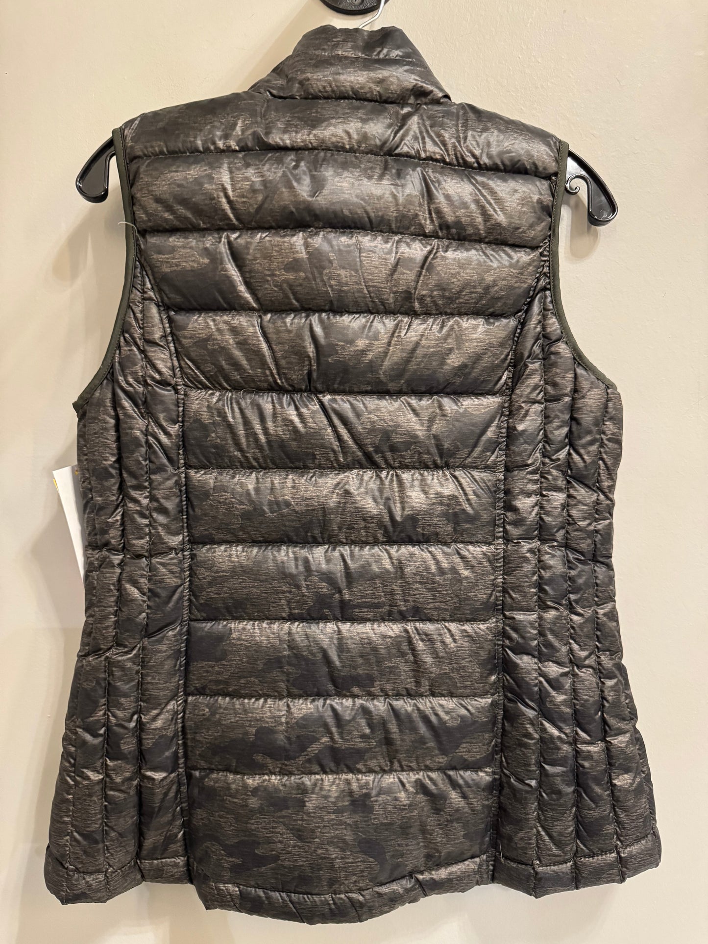 Vest Puffer & Quilted By 32 Degrees In Camouflage Print, Size: M