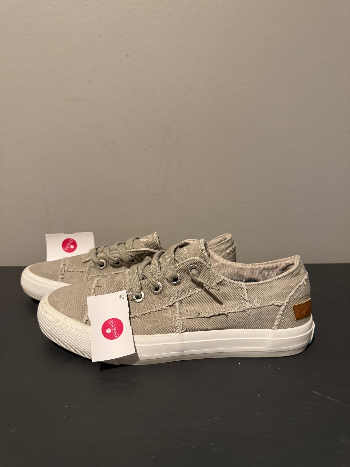 Shoes Sneakers By Blowfish In Grey, Size: 7.5