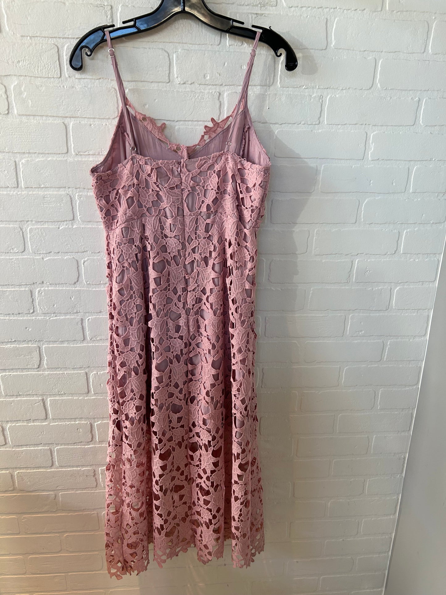 Dress Party Midi By Clothes Mentor In Pink, Size: M