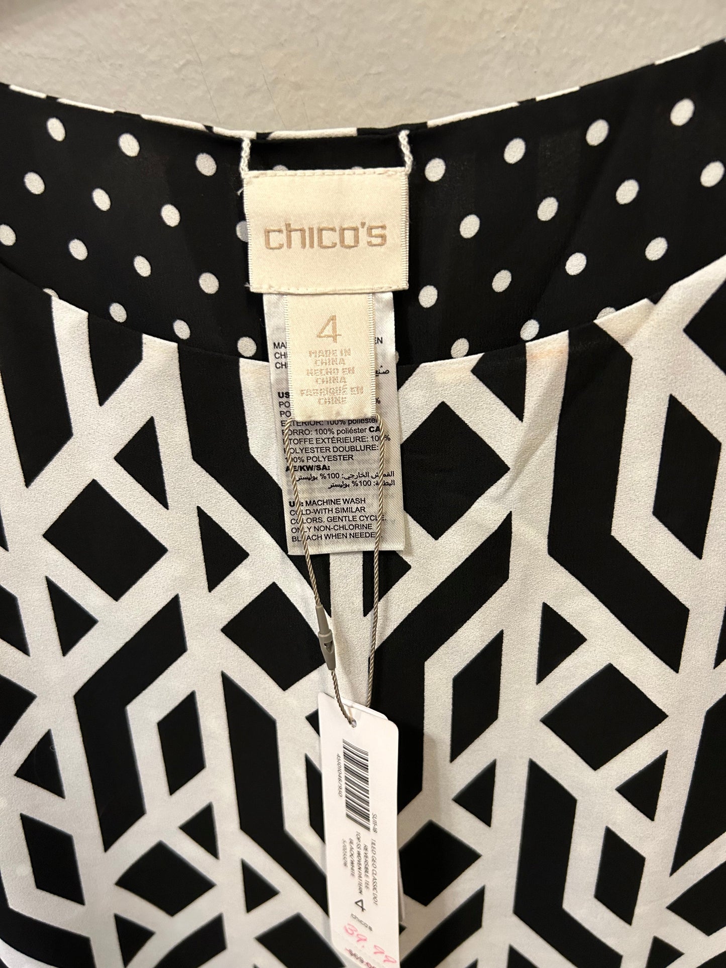 Top Short Sleeve By Chicos In Black & White, Size: 2x