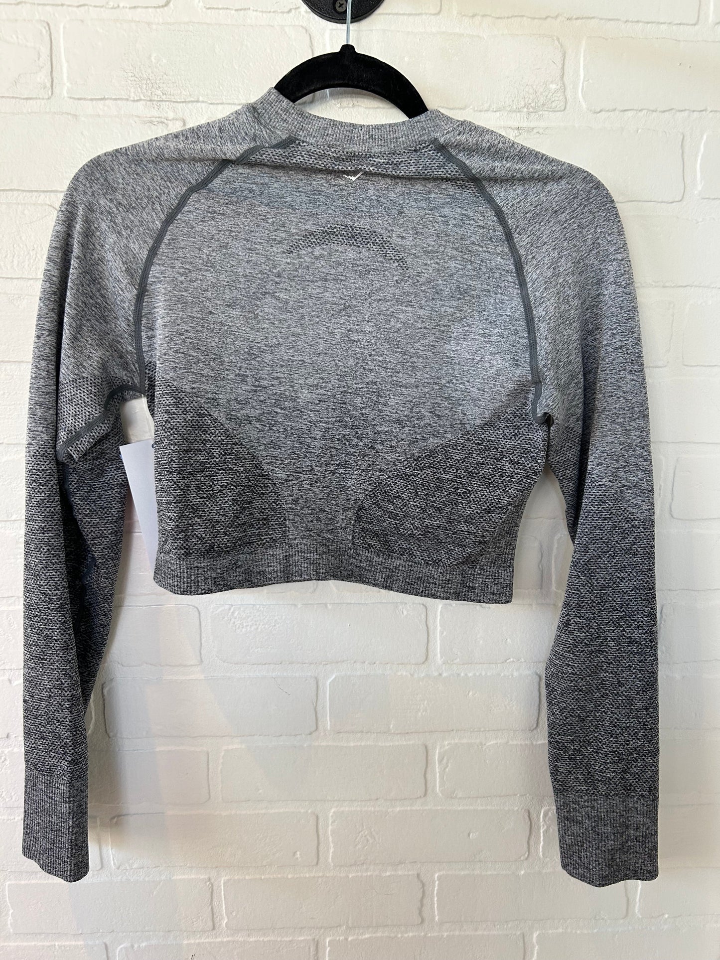 Athletic Top Long Sleeve Crewneck By Gym Shark In Grey, Size: L