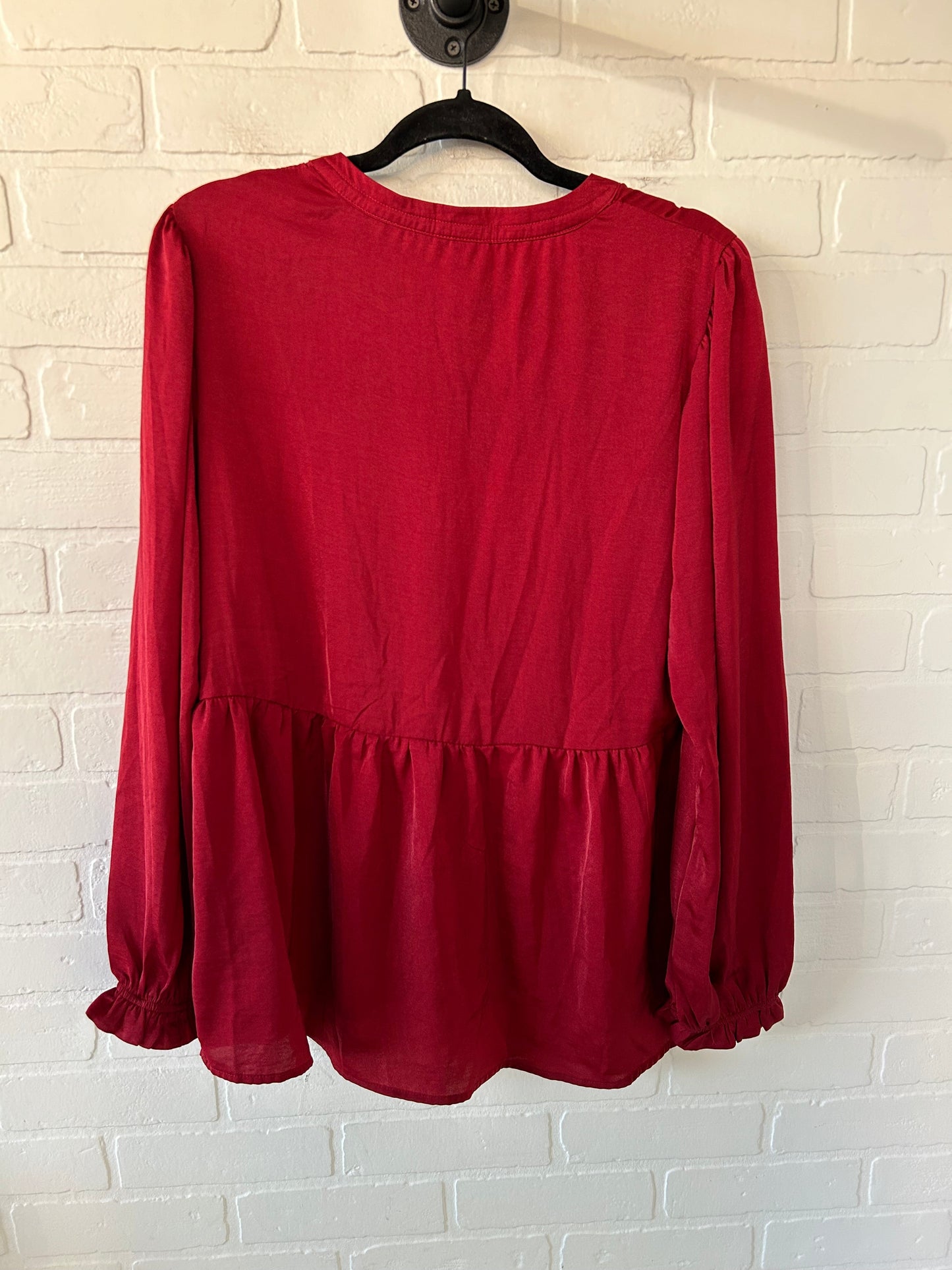 Top Long Sleeve By Knox Rose In Red, Size: L